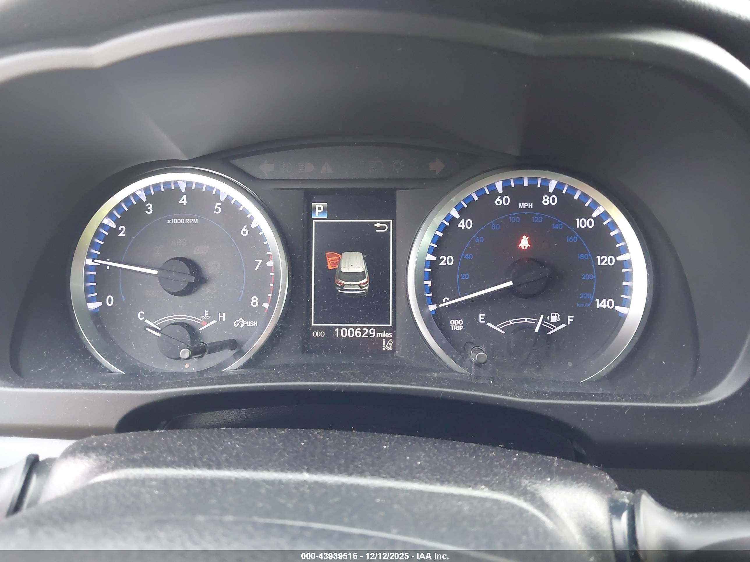 TOYOTA HIGHLANDER image 7