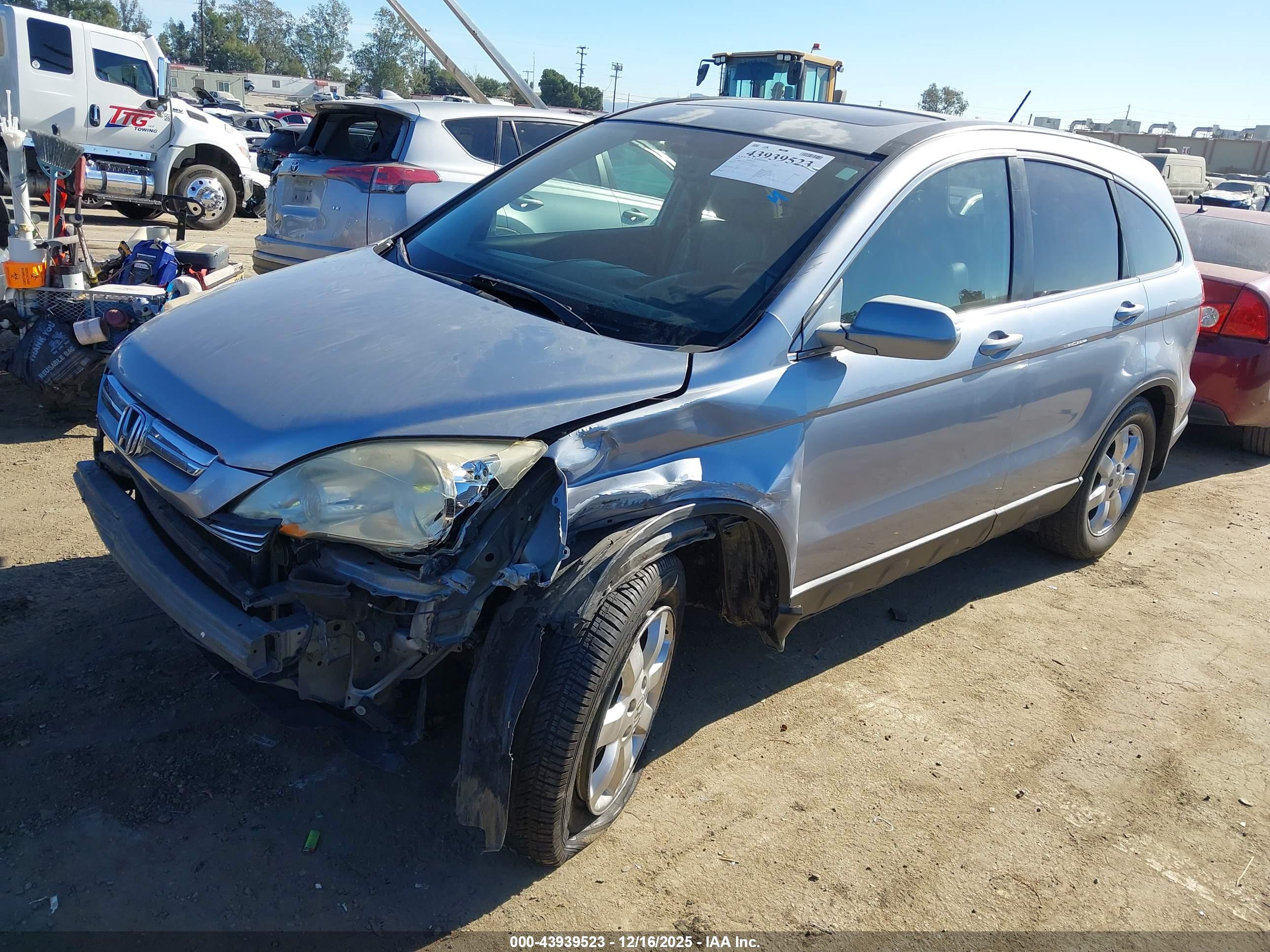 HONDA CR-V image 2