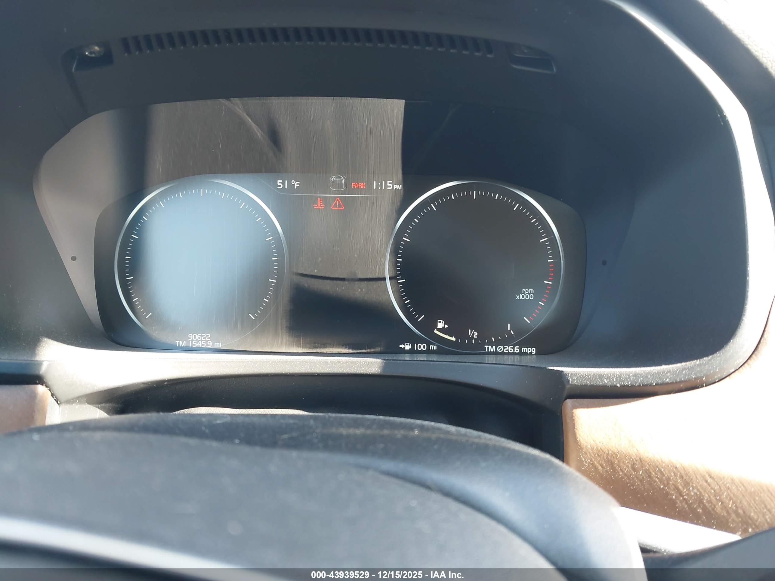VOLVO S90 image 7