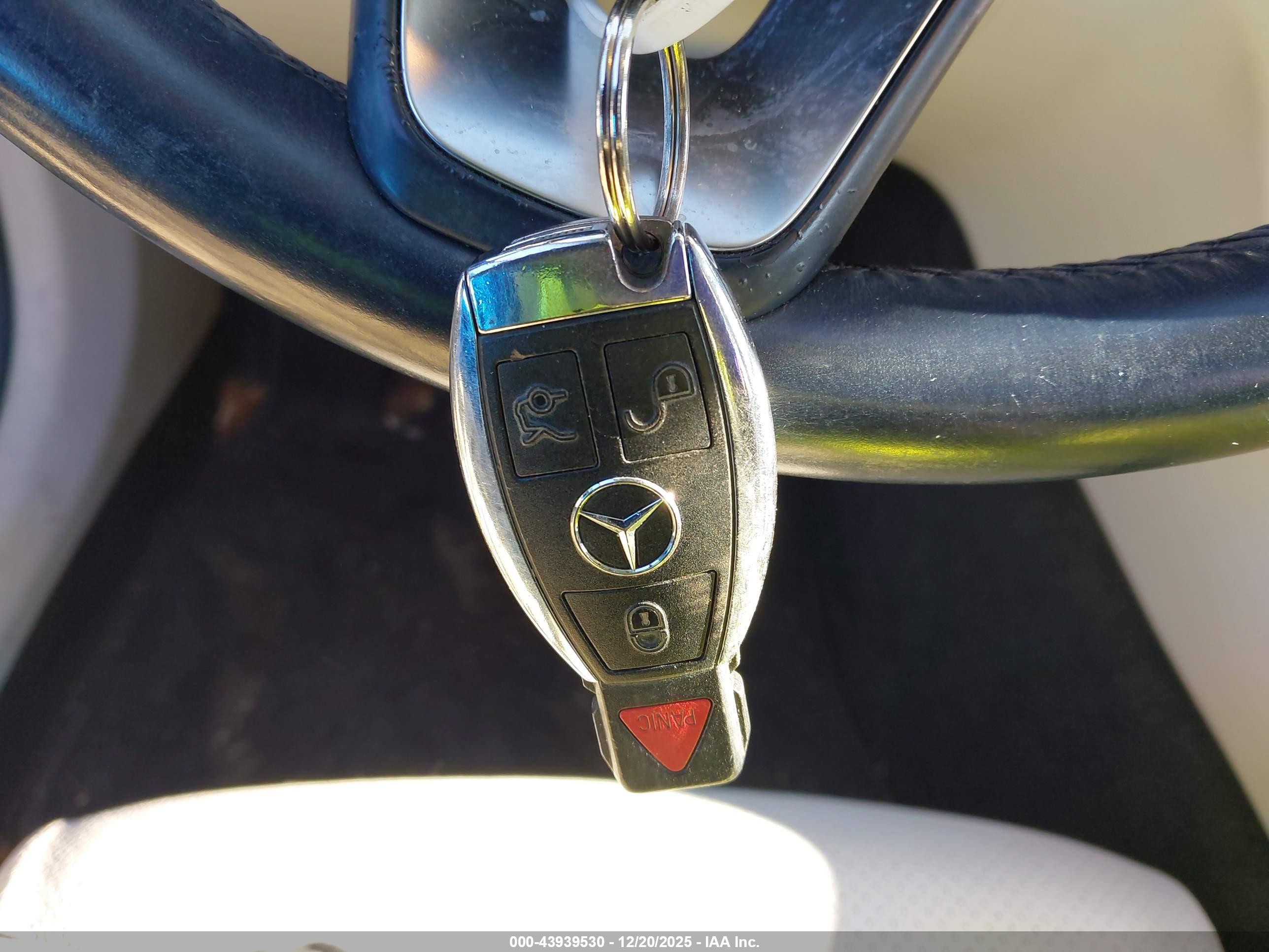 MERCEDES-BENZ C image 11