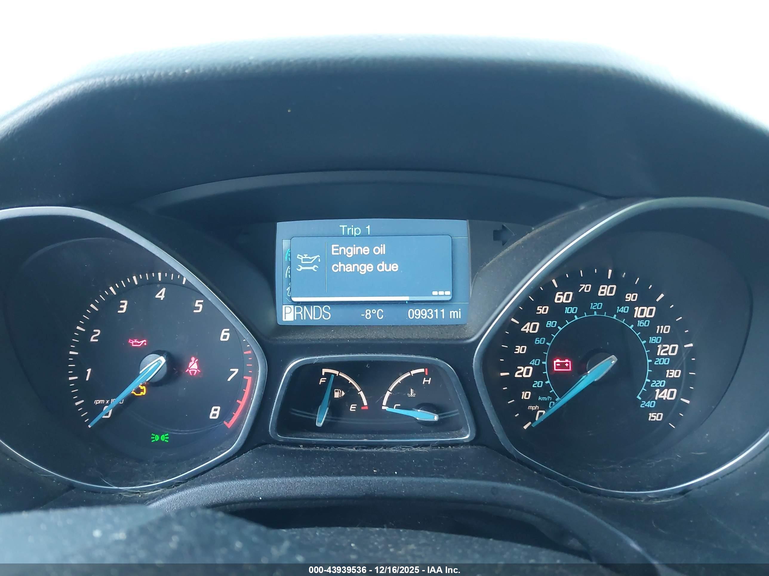 FORD FOCUS image 7