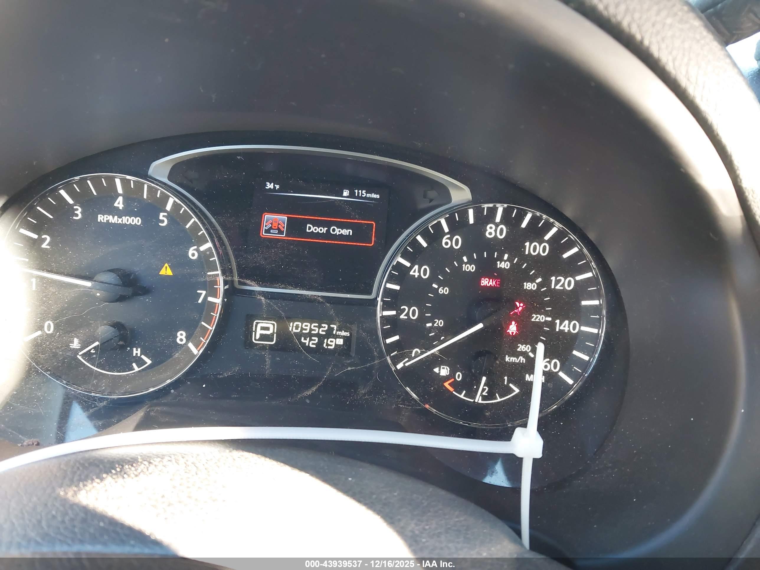 NISSAN ALTIMA image 7
