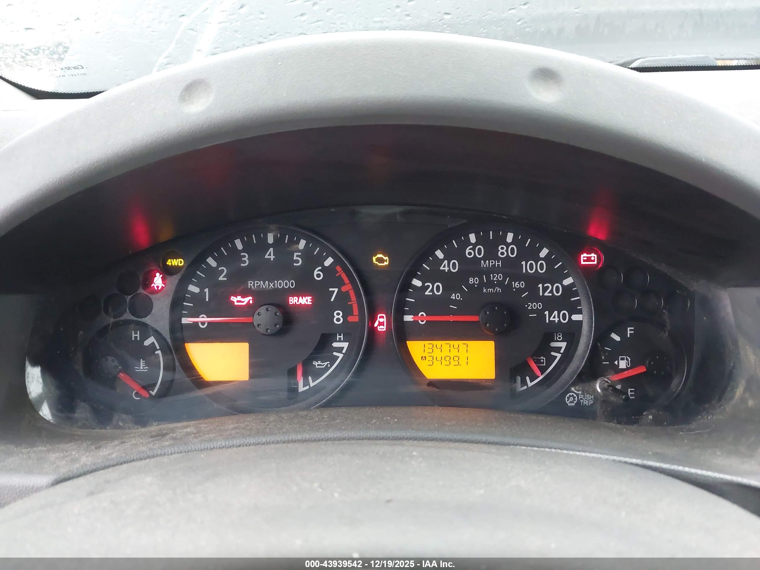 NISSAN FRONTIER image 7