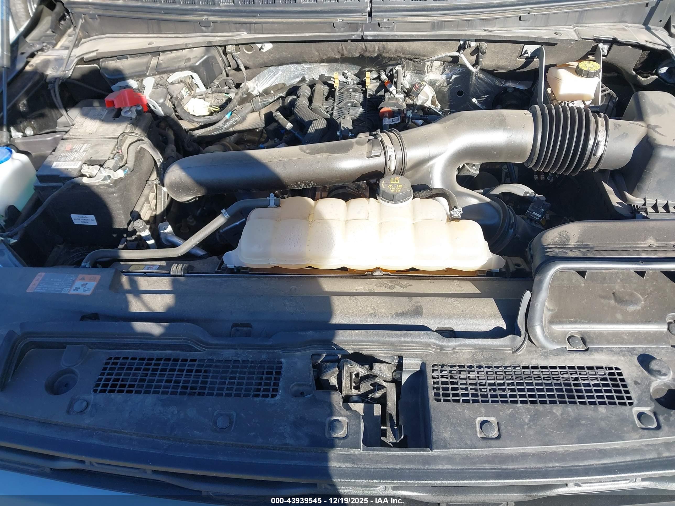 FORD EXPEDITION image 10