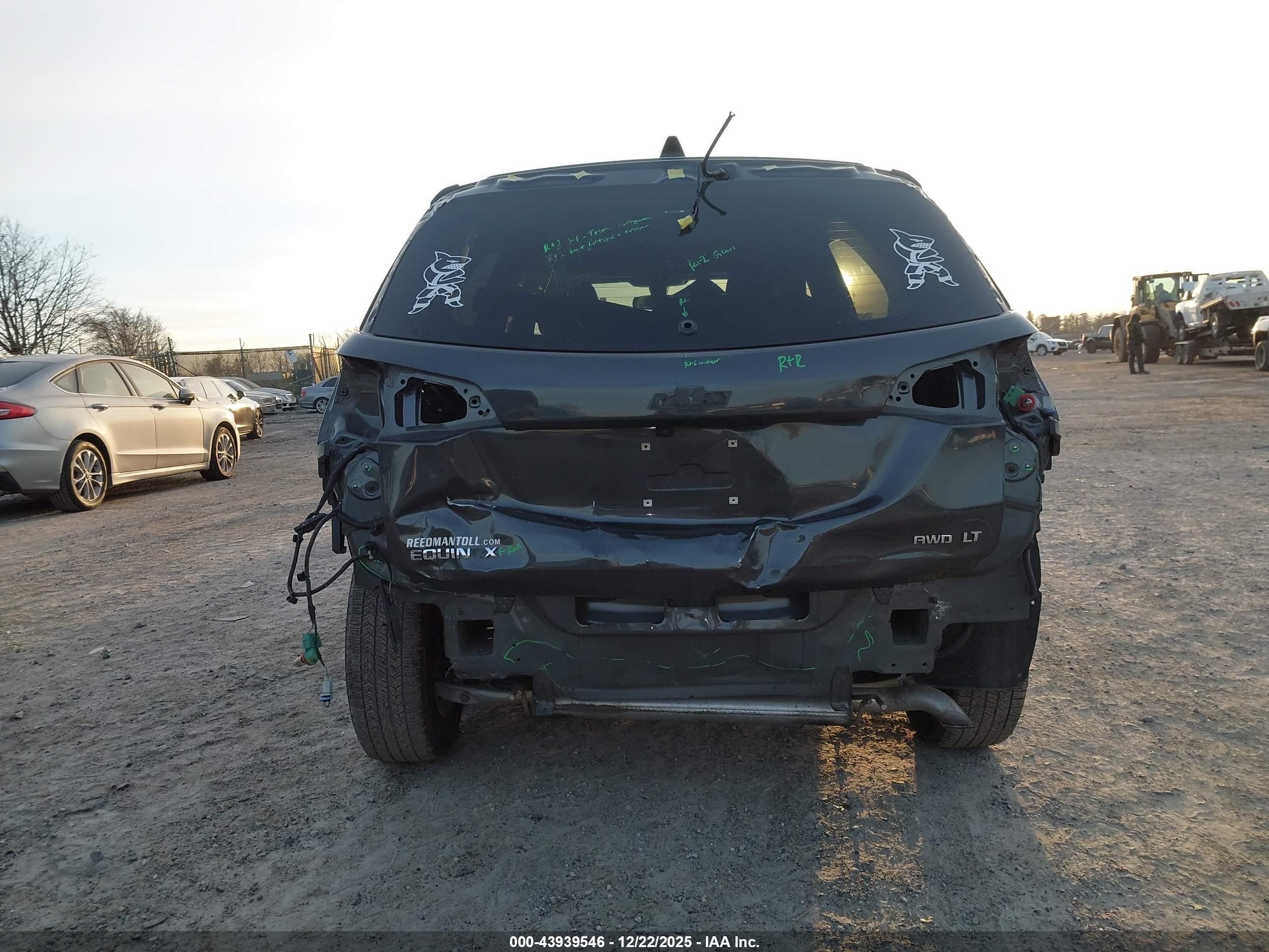 CHEVROLET EQUINOX image 6