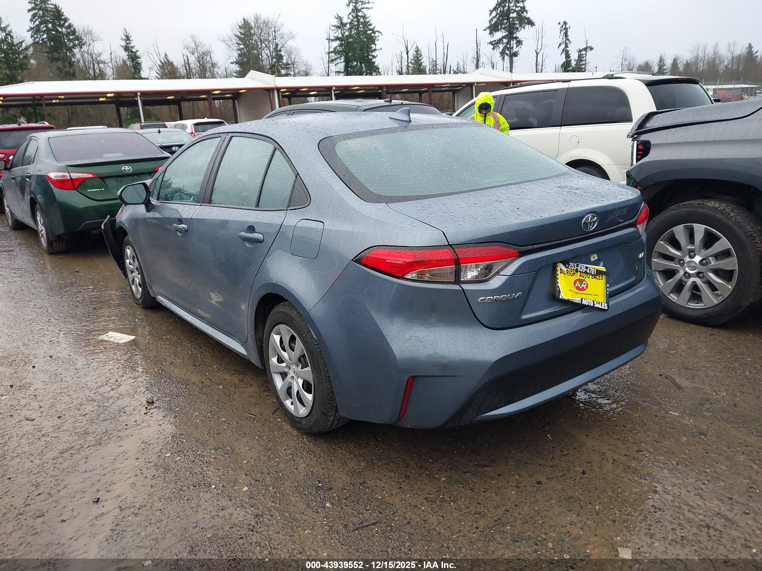 TOYOTA COROLLA image 3