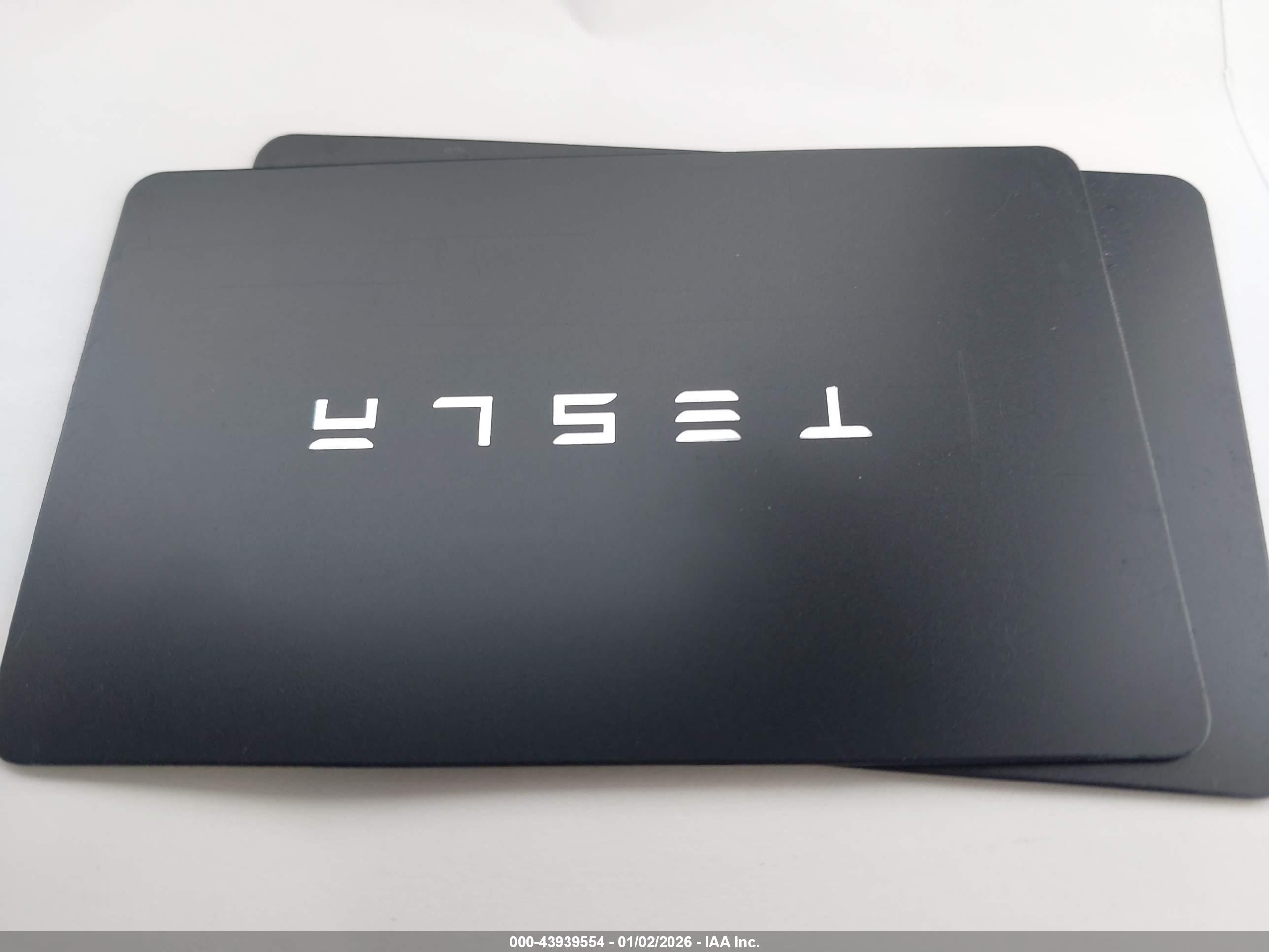 TESLA MODEL image 11
