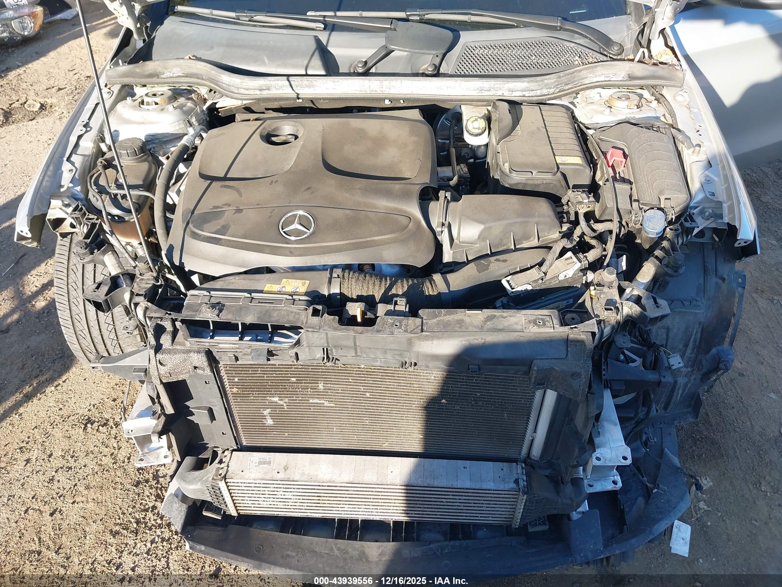 MERCEDES-BENZ CLA image 10