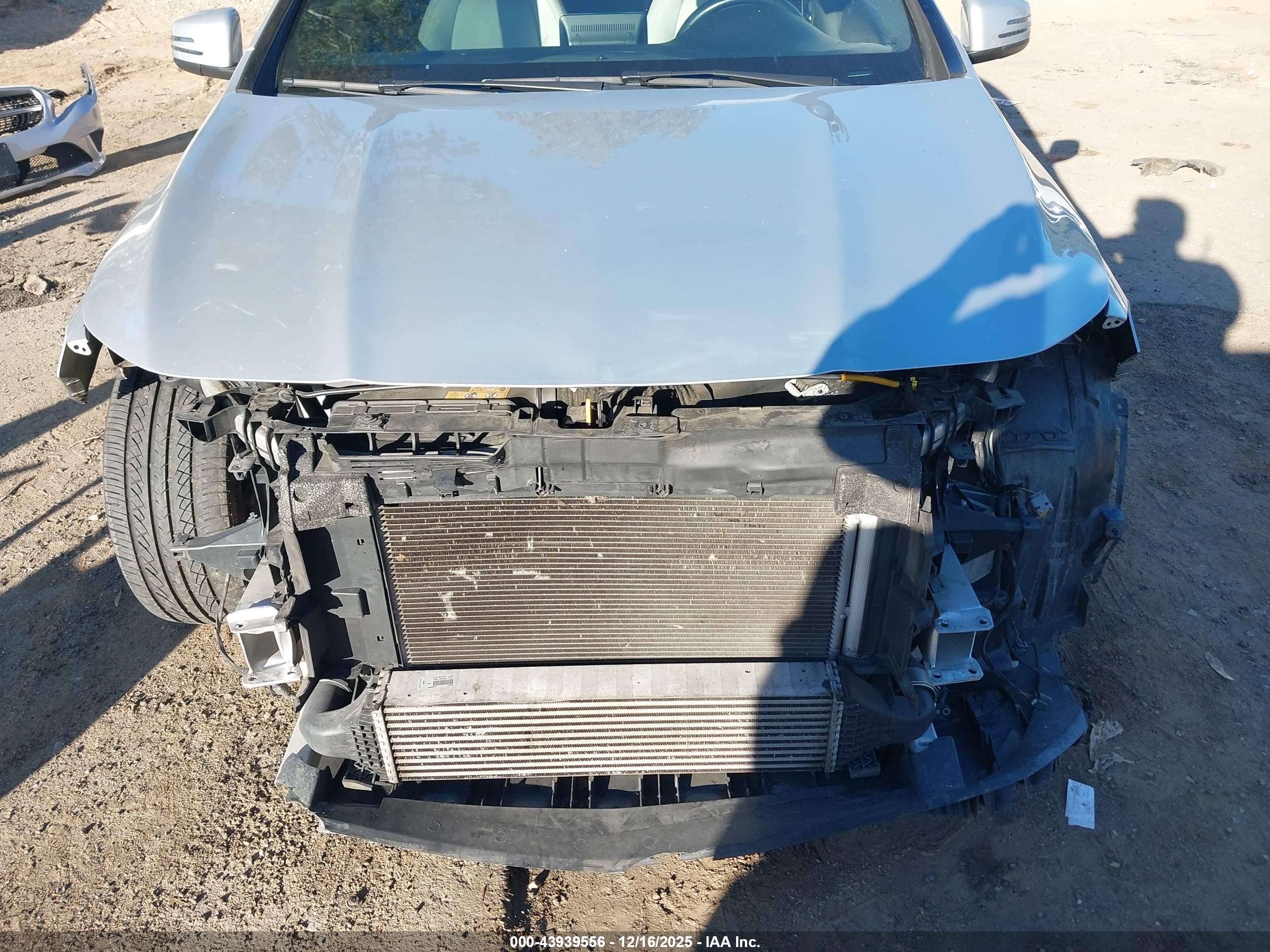 MERCEDES-BENZ CLA image 6