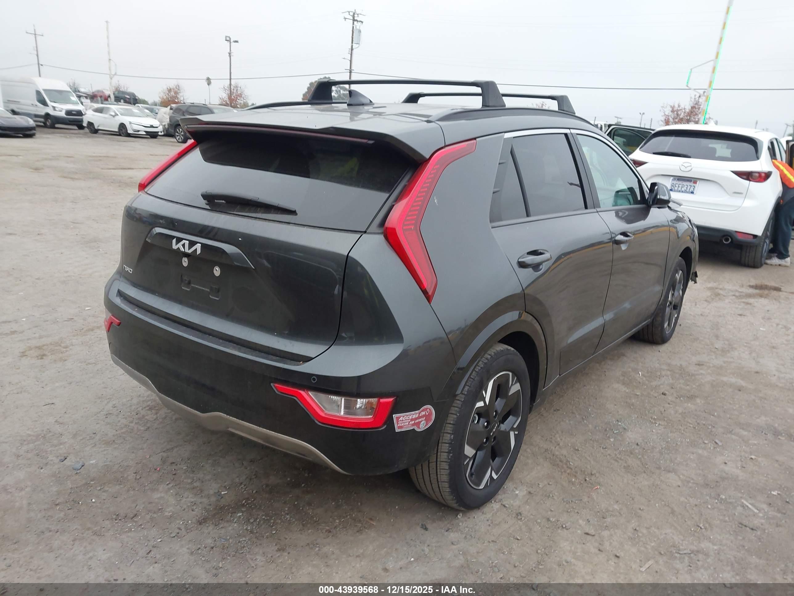 KIA NIRO image 4
