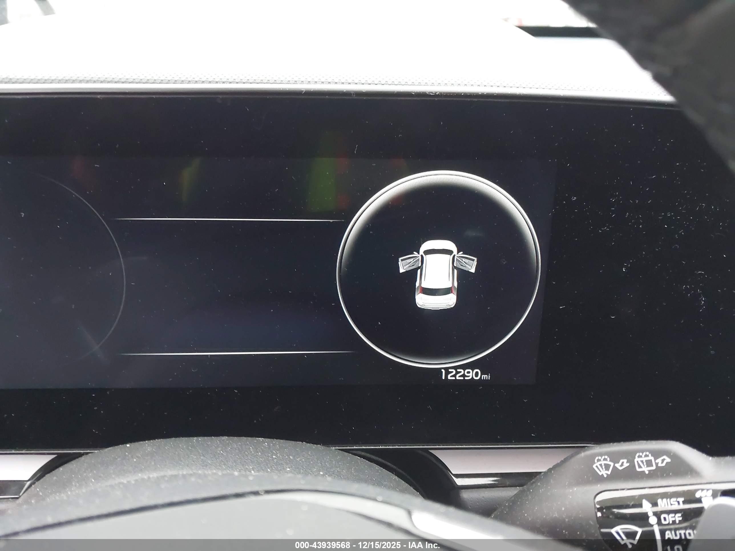 KIA NIRO image 7