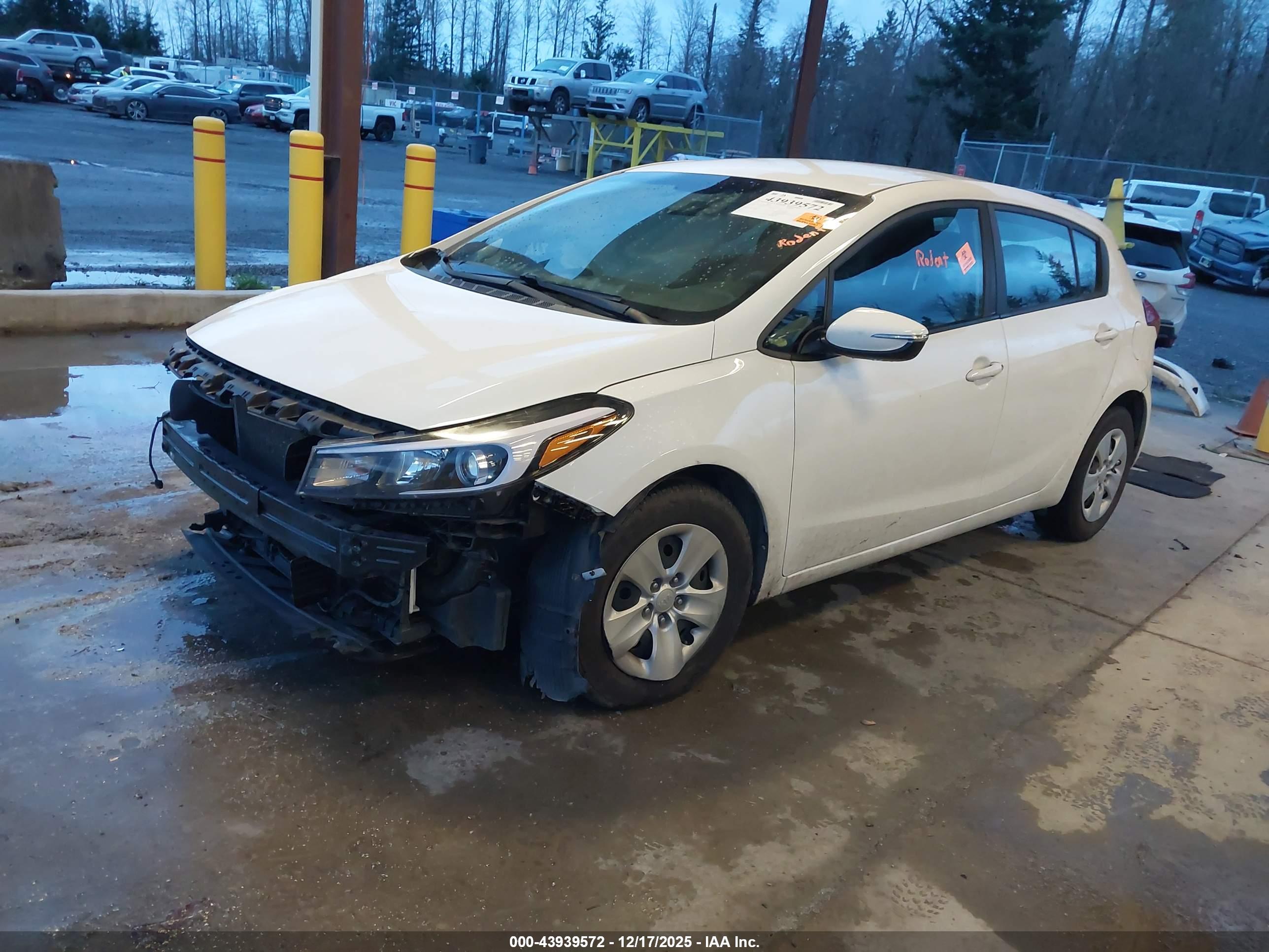 KIA FORTE image 2