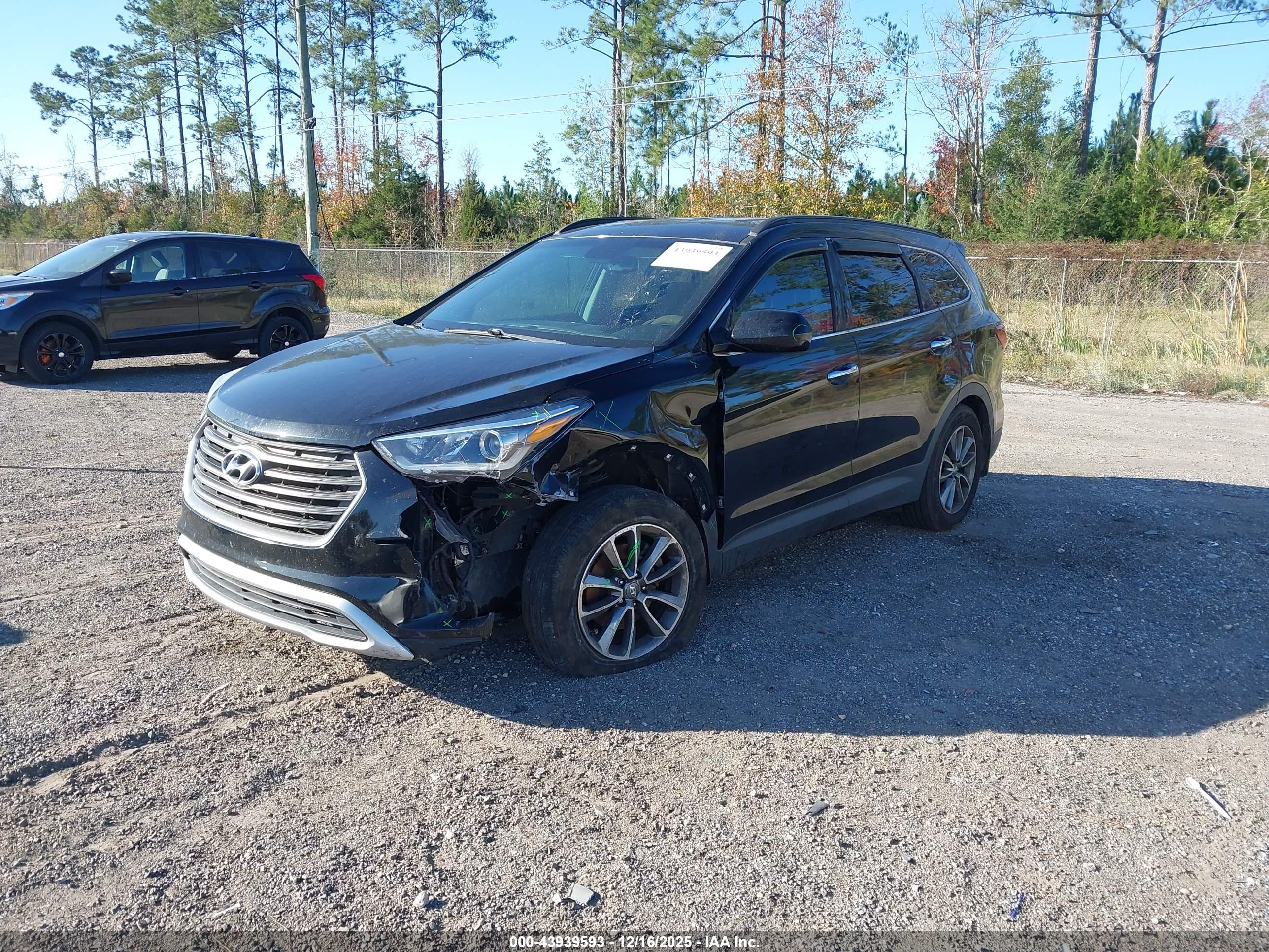 HYUNDAI SANTA image 2