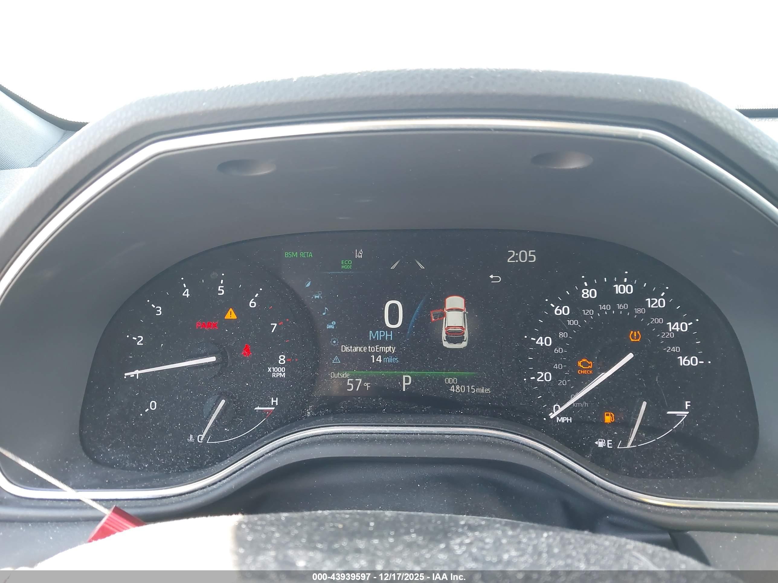 TOYOTA AVALON image 7