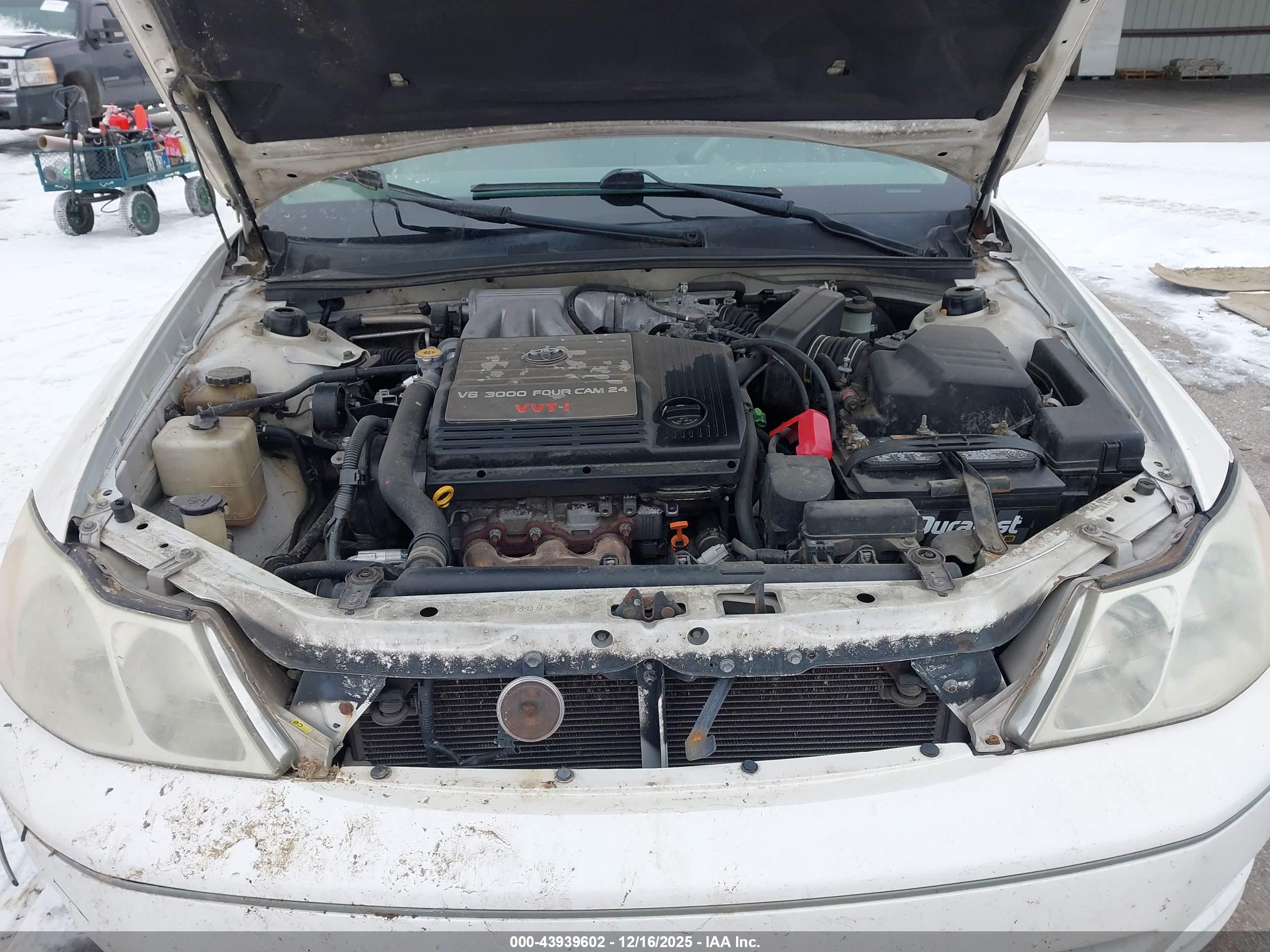 TOYOTA AVALON image 10
