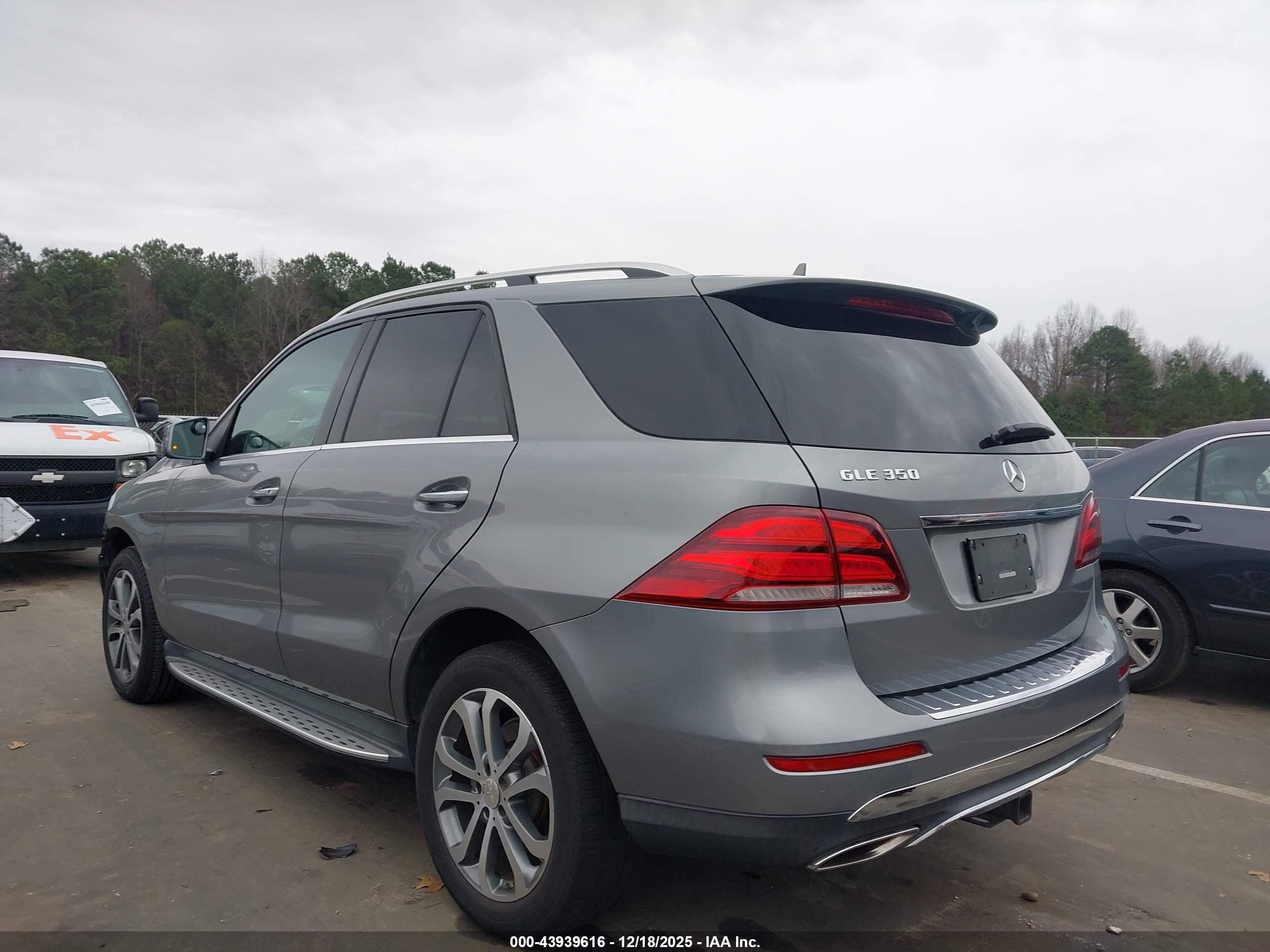 MERCEDES-BENZ GLE image 3