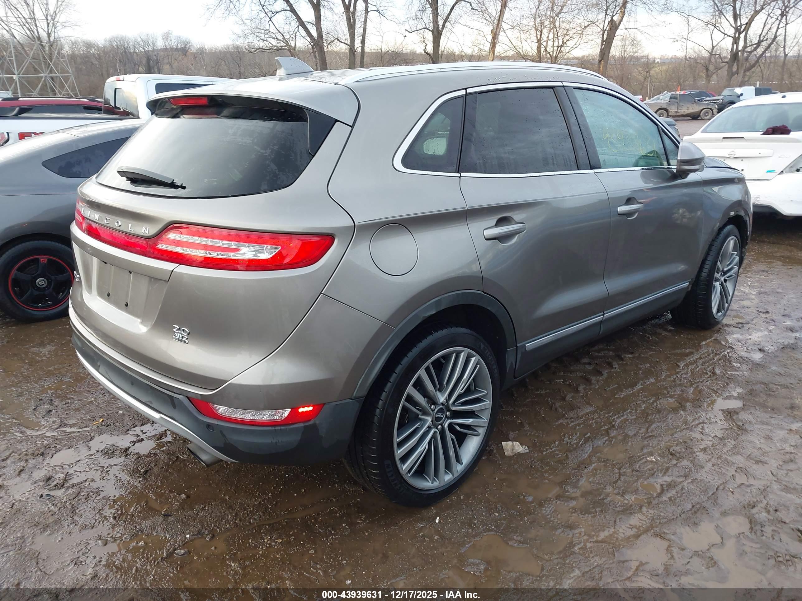 LINCOLN MKC image 4