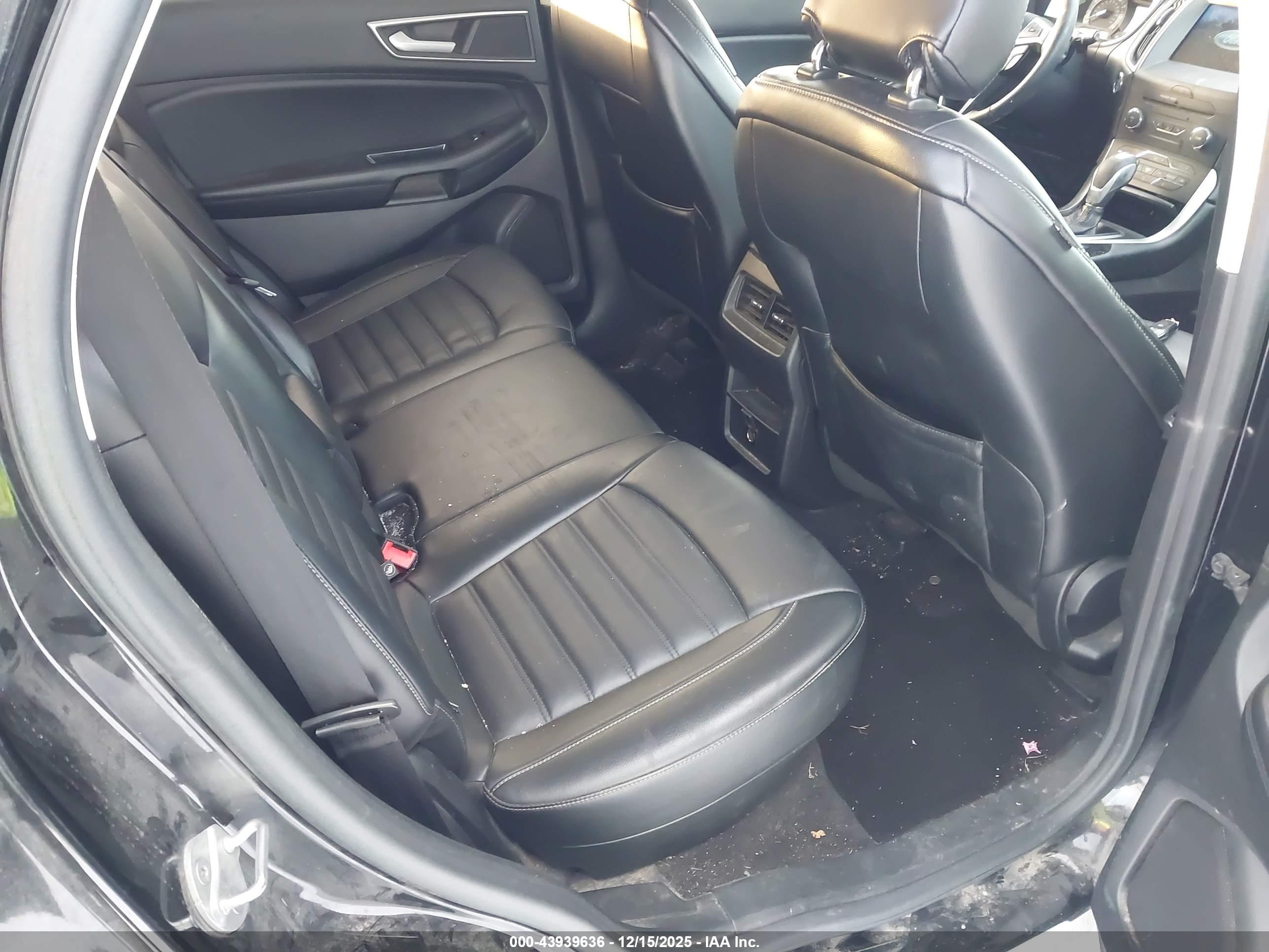 FORD EDGE image 8