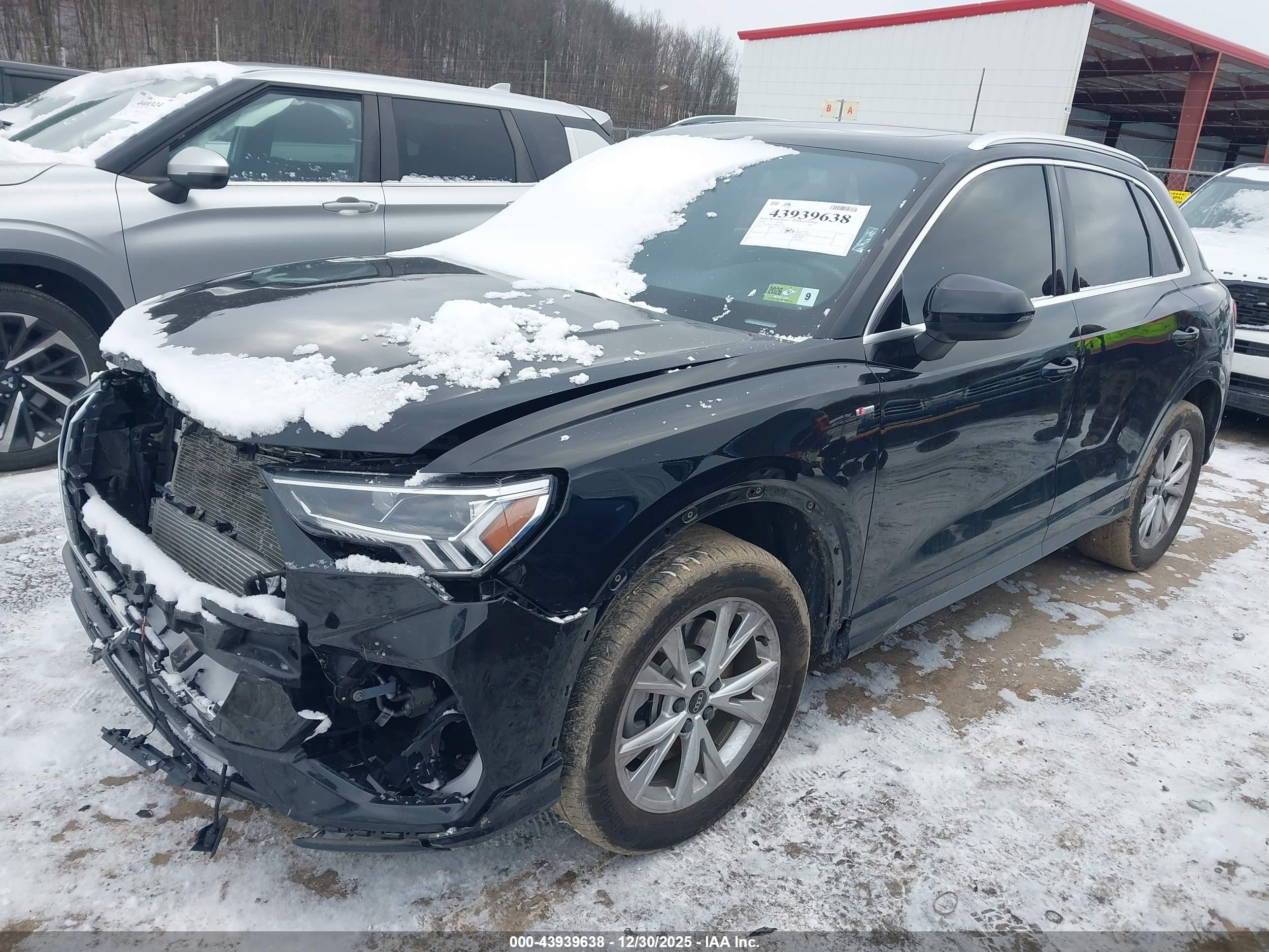 AUDI Q3 image 2