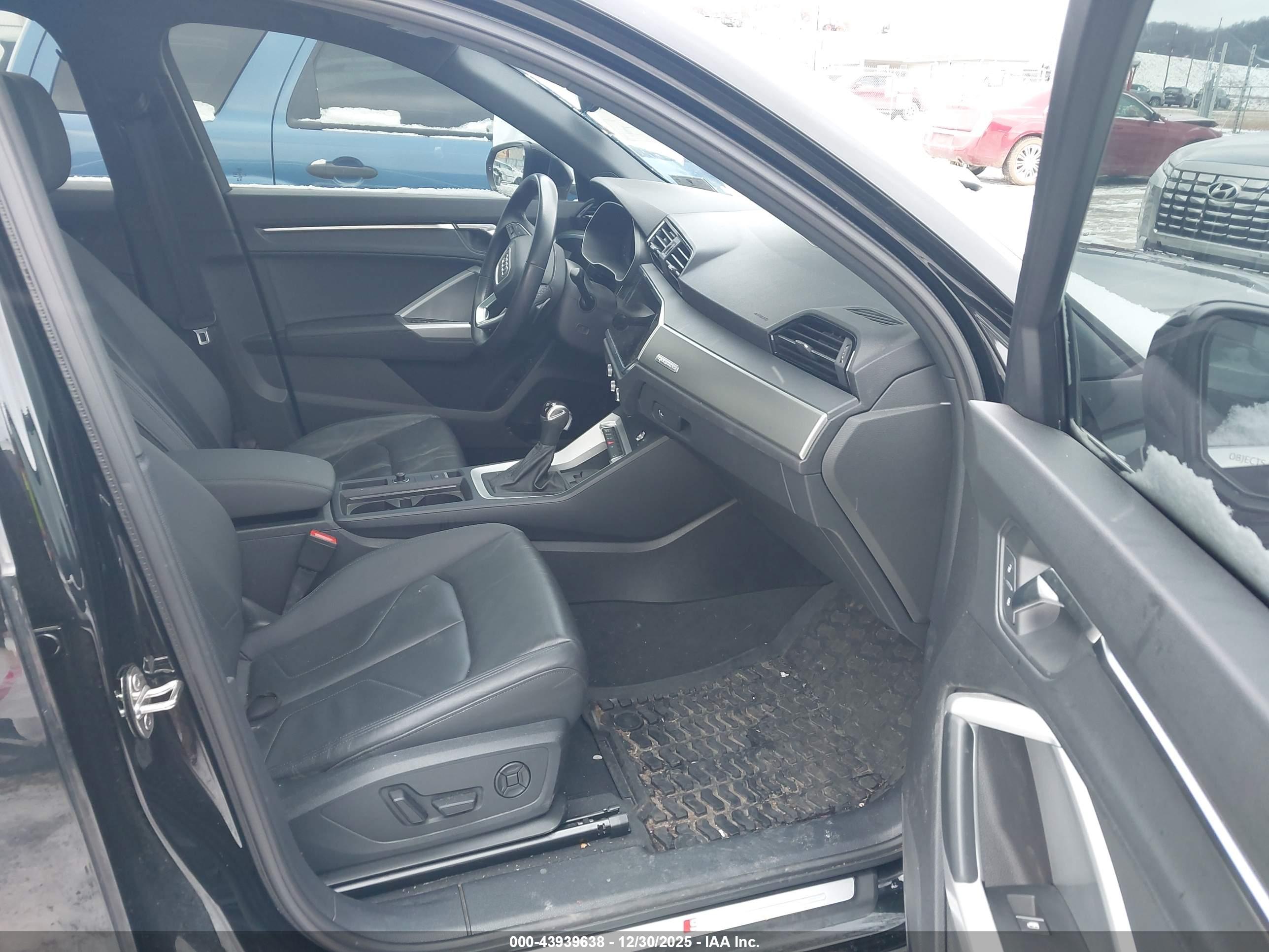 AUDI Q3 image 5