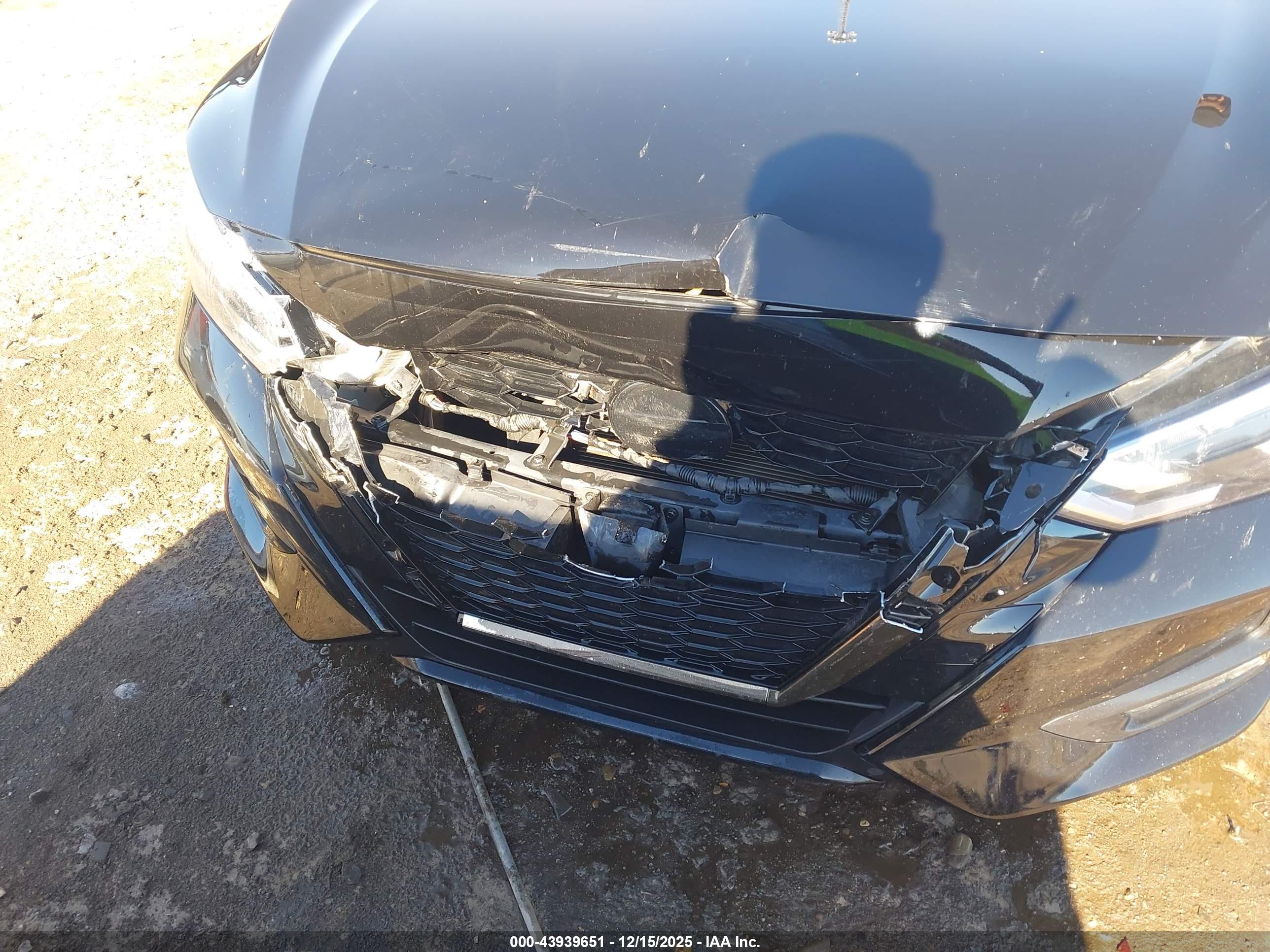 NISSAN SENTRA image 6