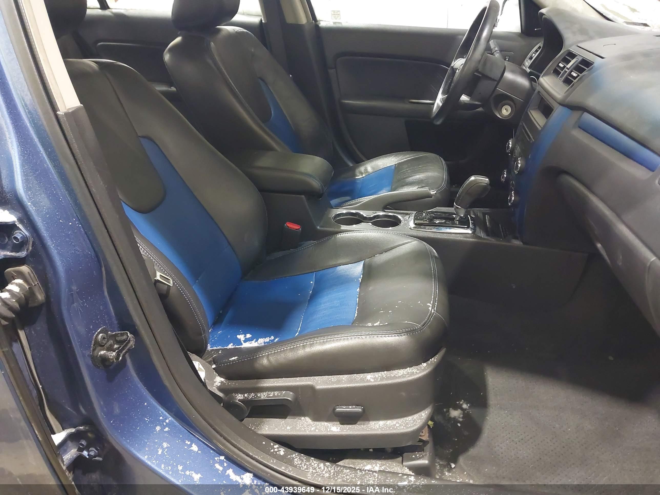 FORD FUSION image 5