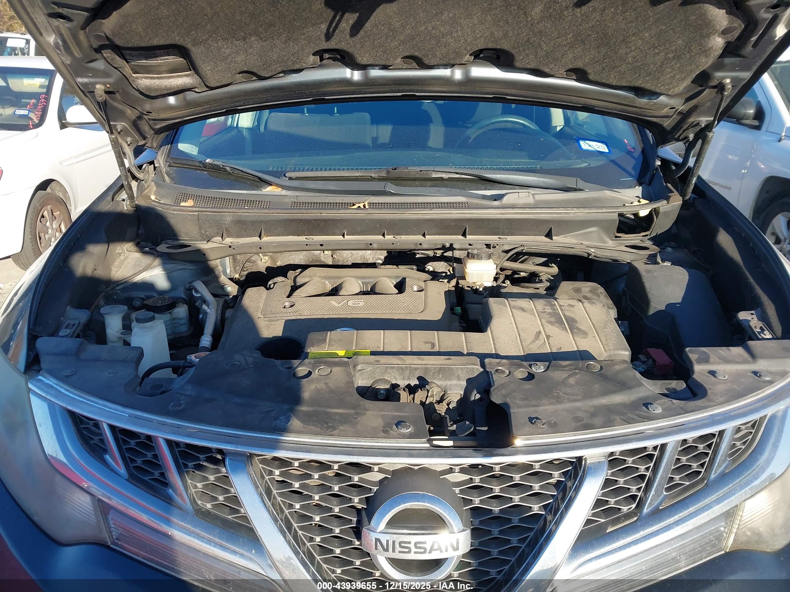 NISSAN MURANO image 10