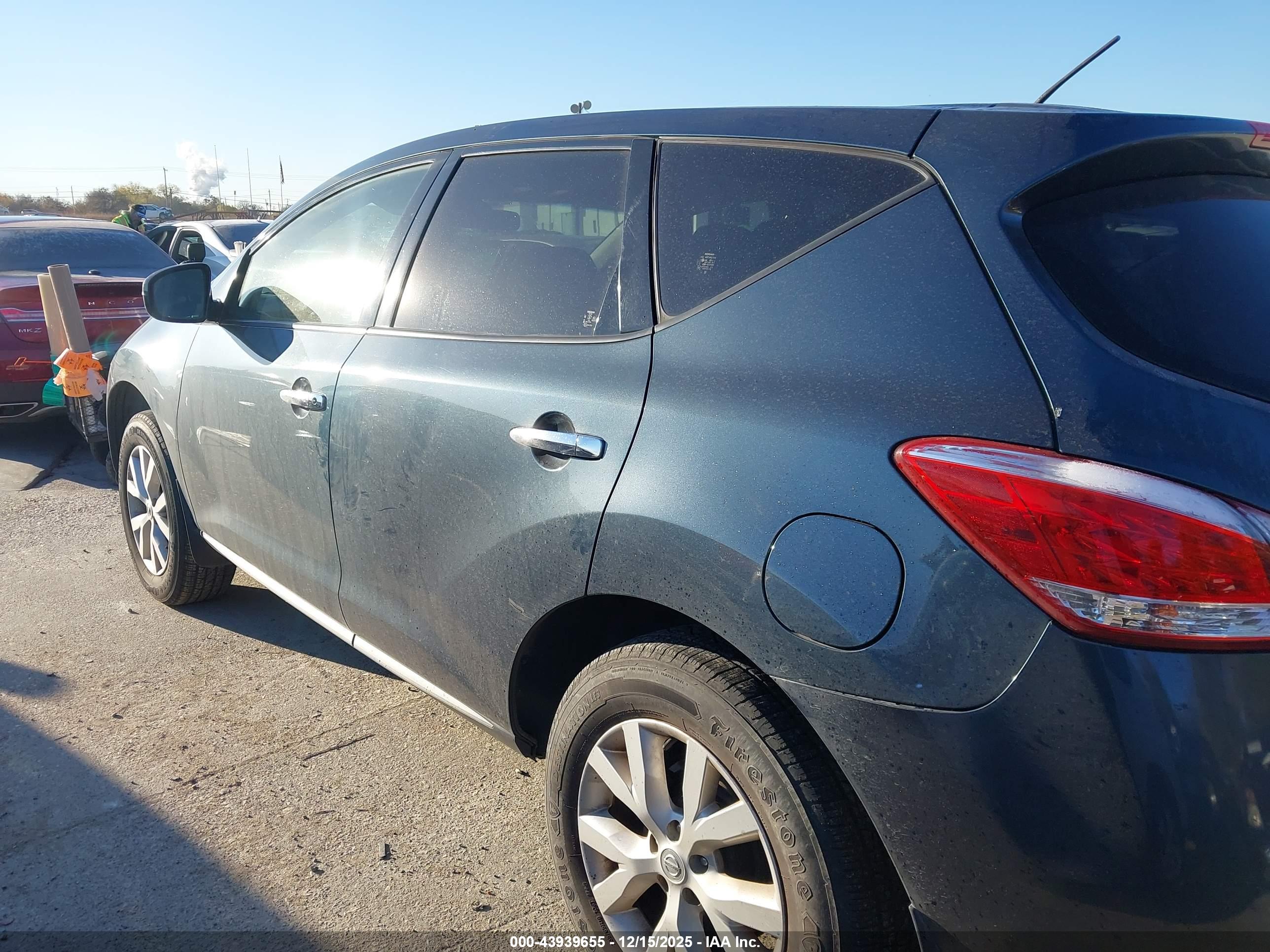 NISSAN MURANO image 6