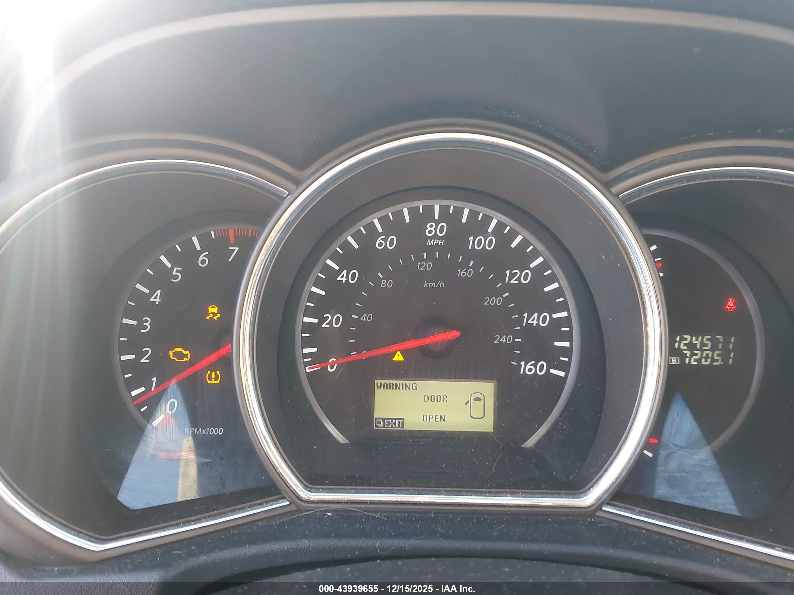 NISSAN MURANO image 7