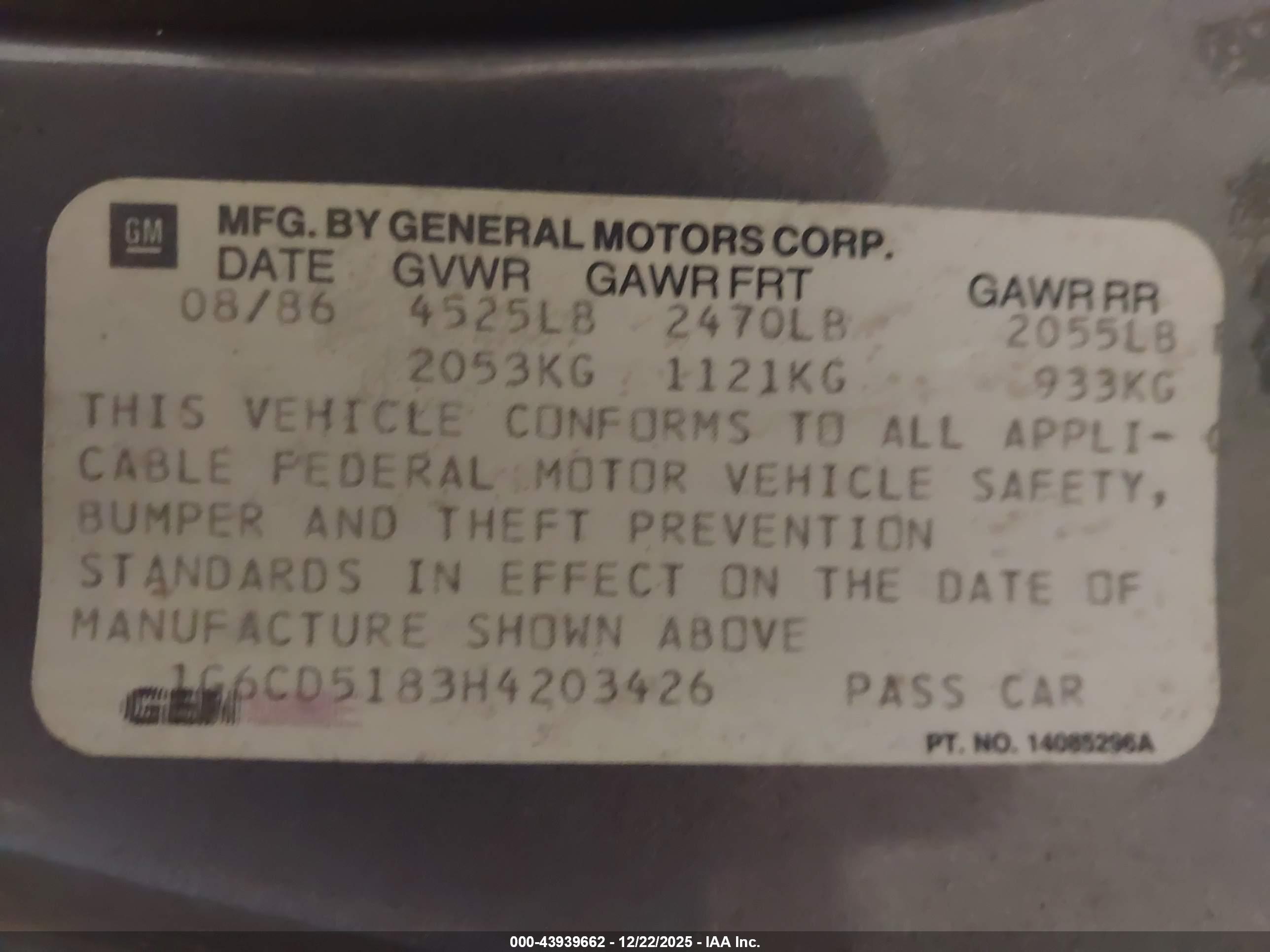 CADILLAC DEVILLE image 9