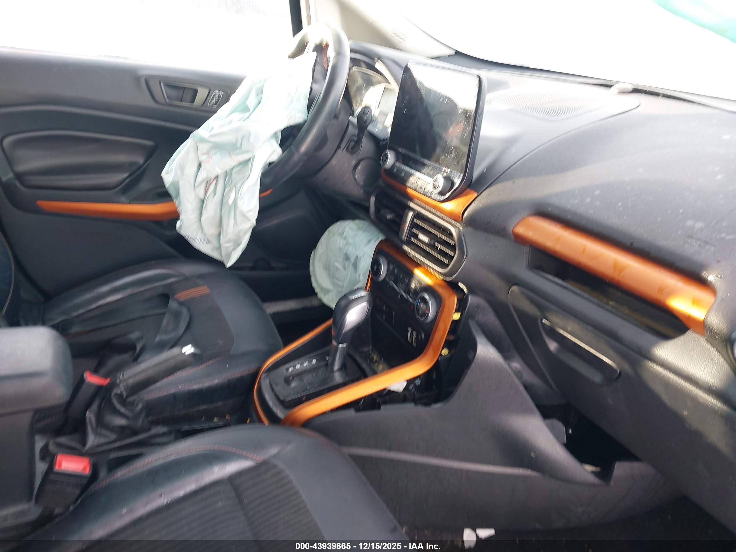 FORD ECOSPORT image 5