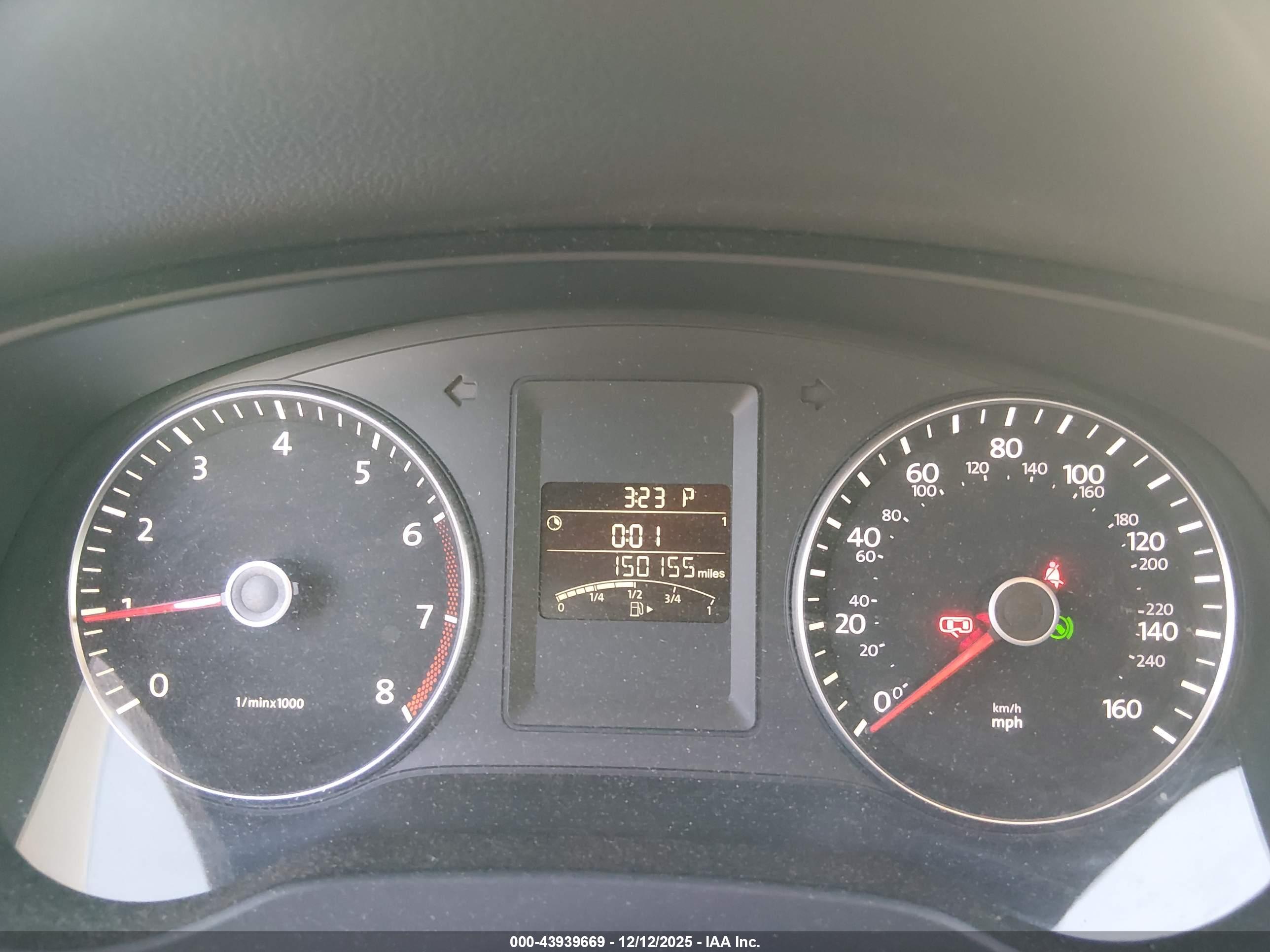 VOLKSWAGEN JETTA image 7