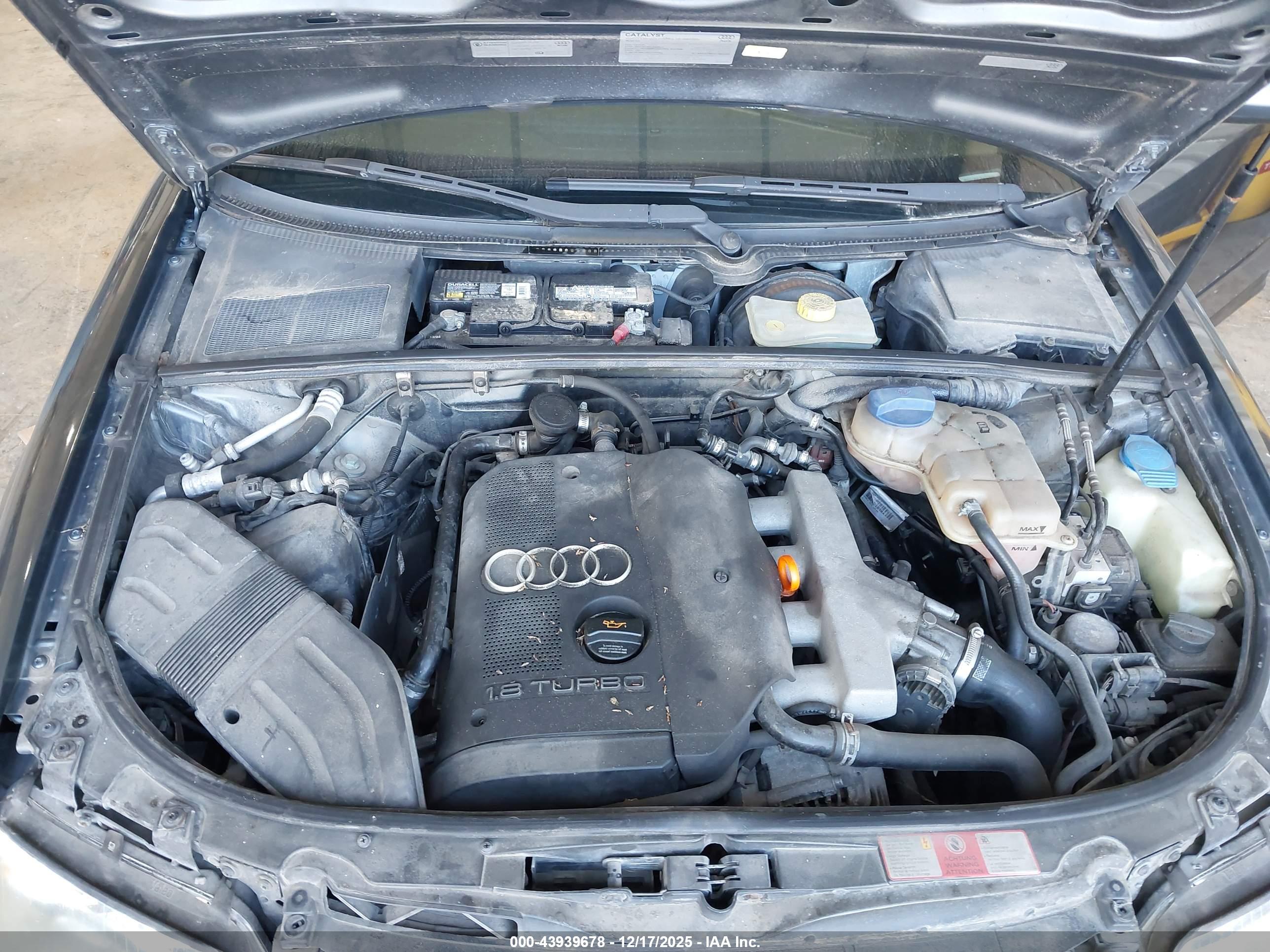 AUDI A4 image 10