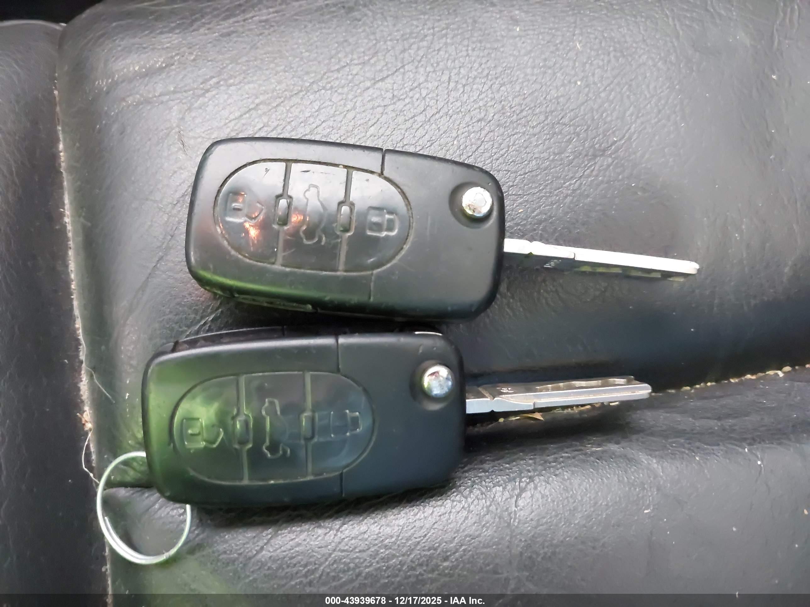 AUDI A4 image 11