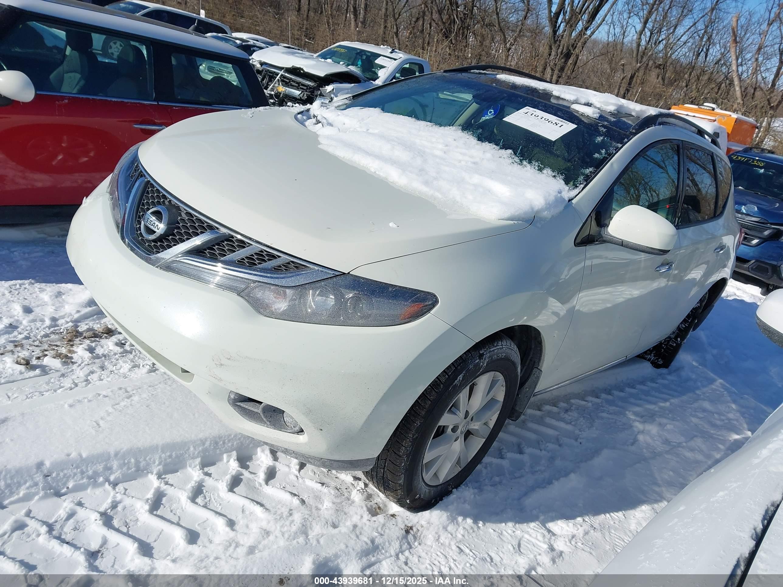 NISSAN MURANO image 2
