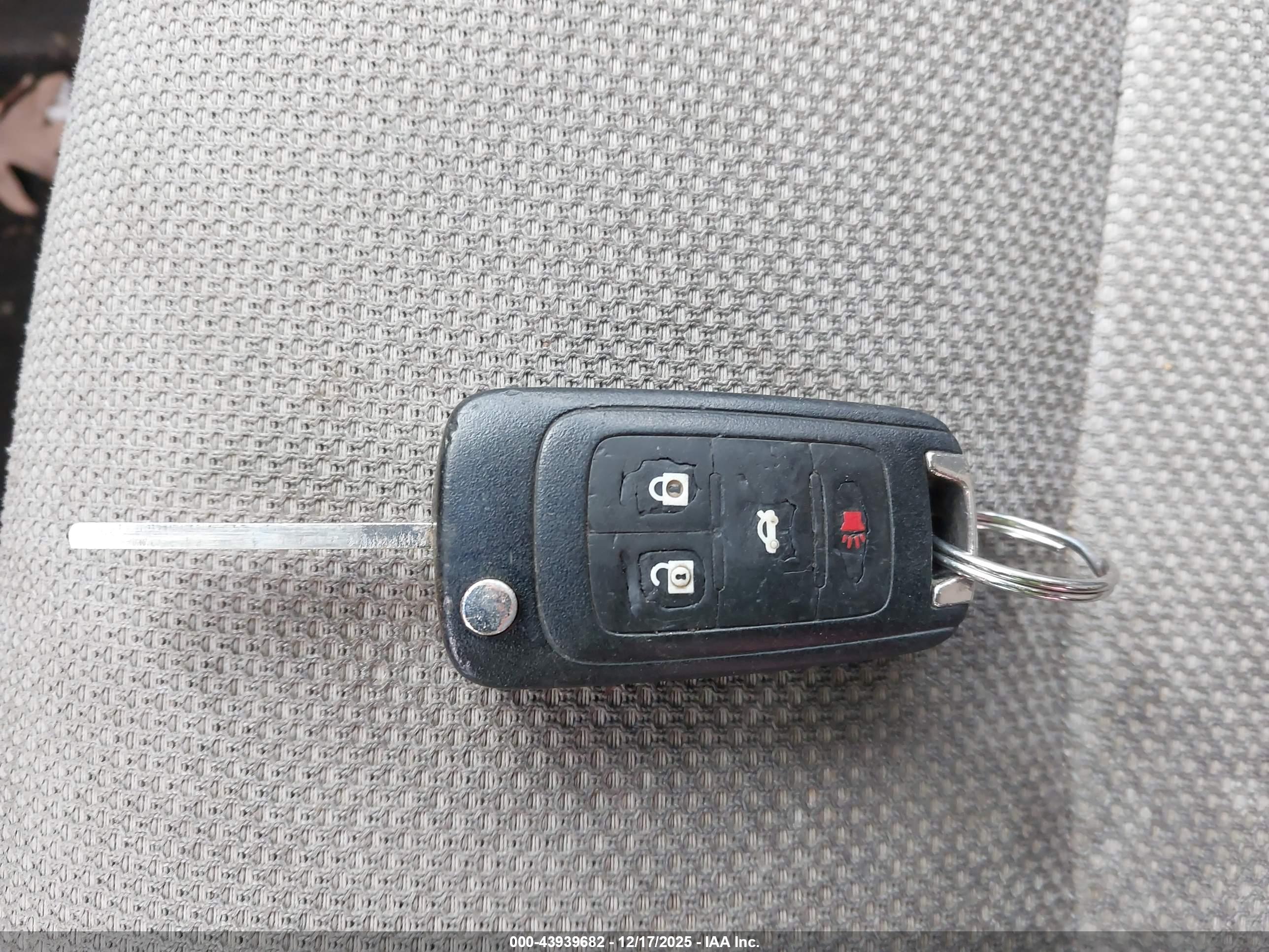 CHEVROLET CRUZE image 11