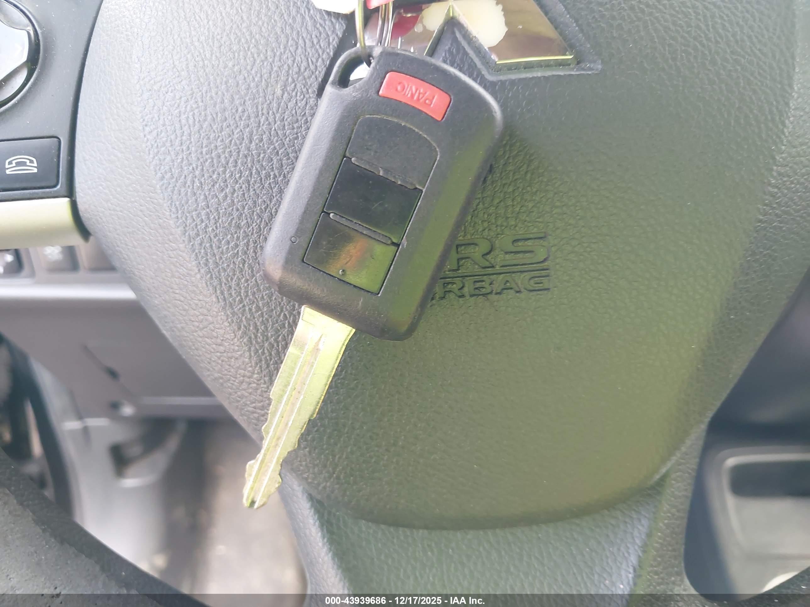 MITSUBISHI MIRAGE image 11