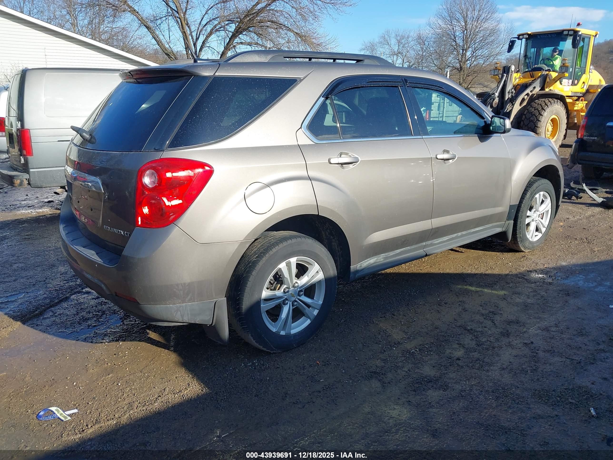 CHEVROLET EQUINOX image 4