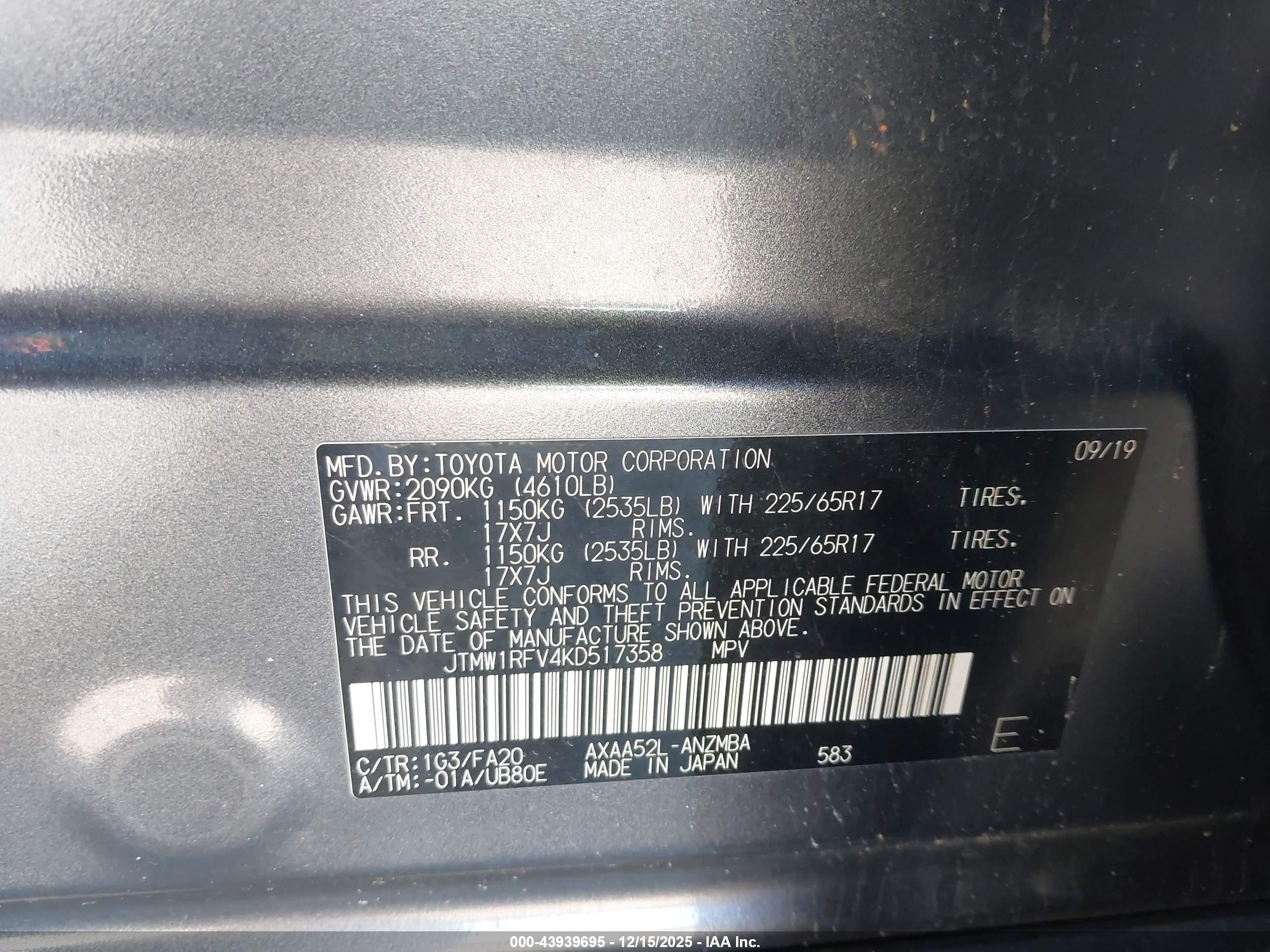 TOYOTA RAV4 image 9