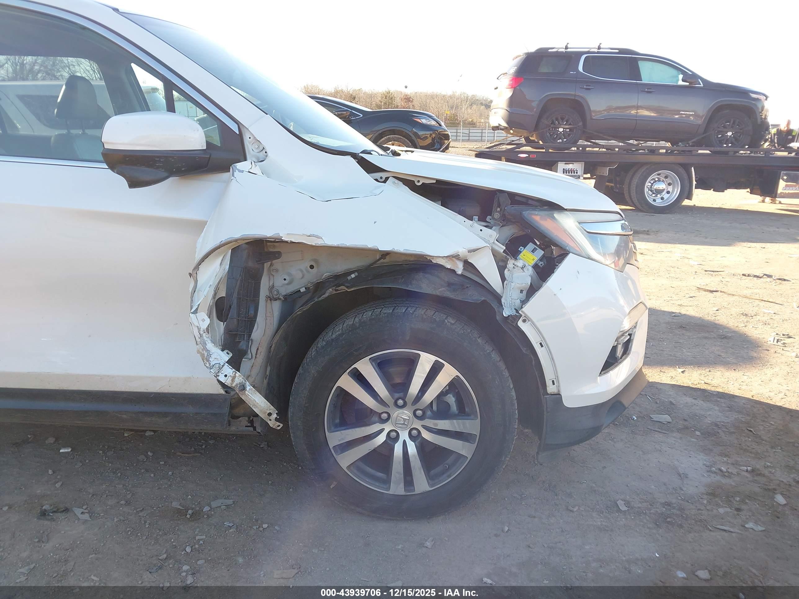 HONDA PILOT image 6