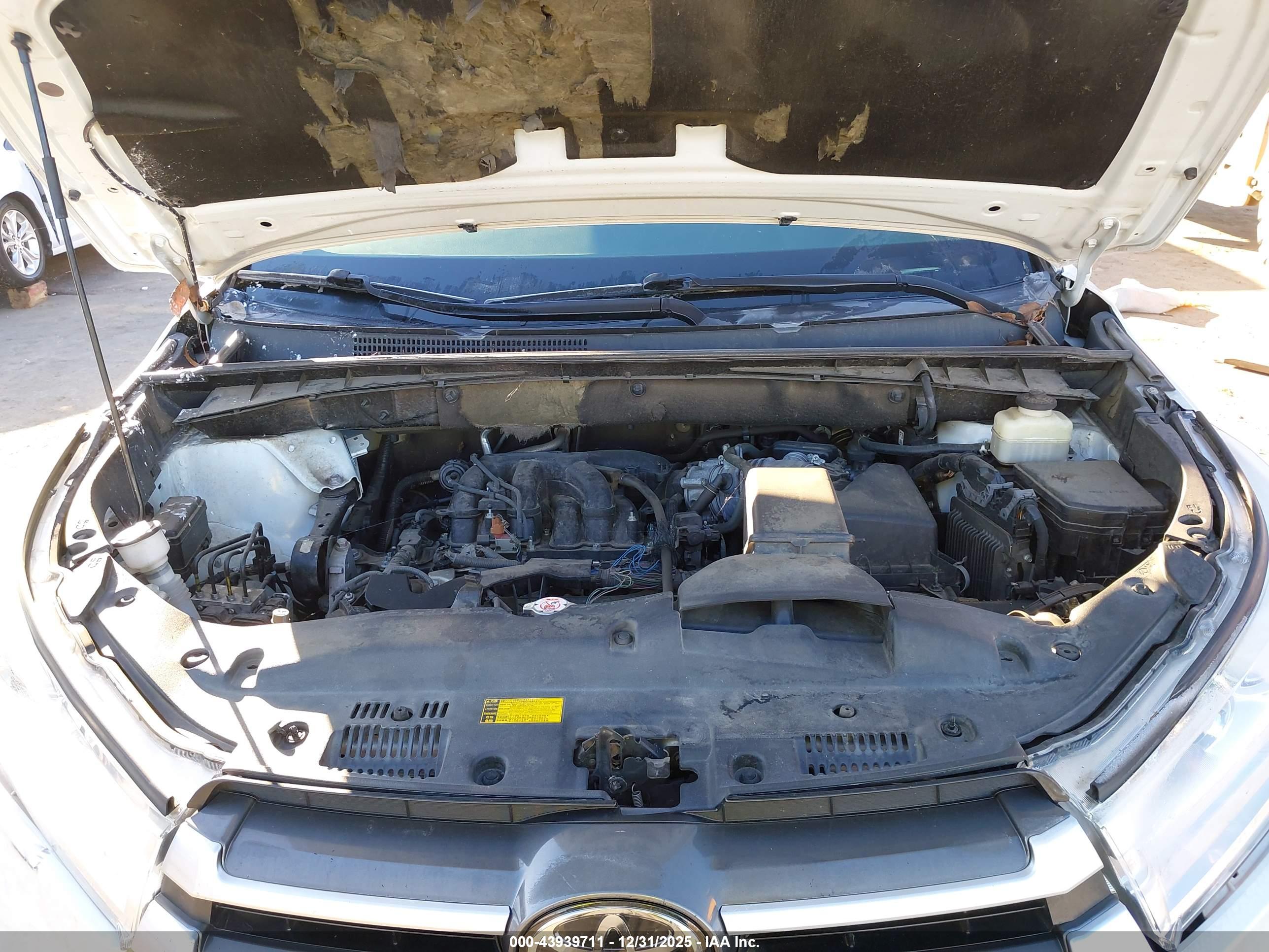 TOYOTA HIGHLANDER image 10