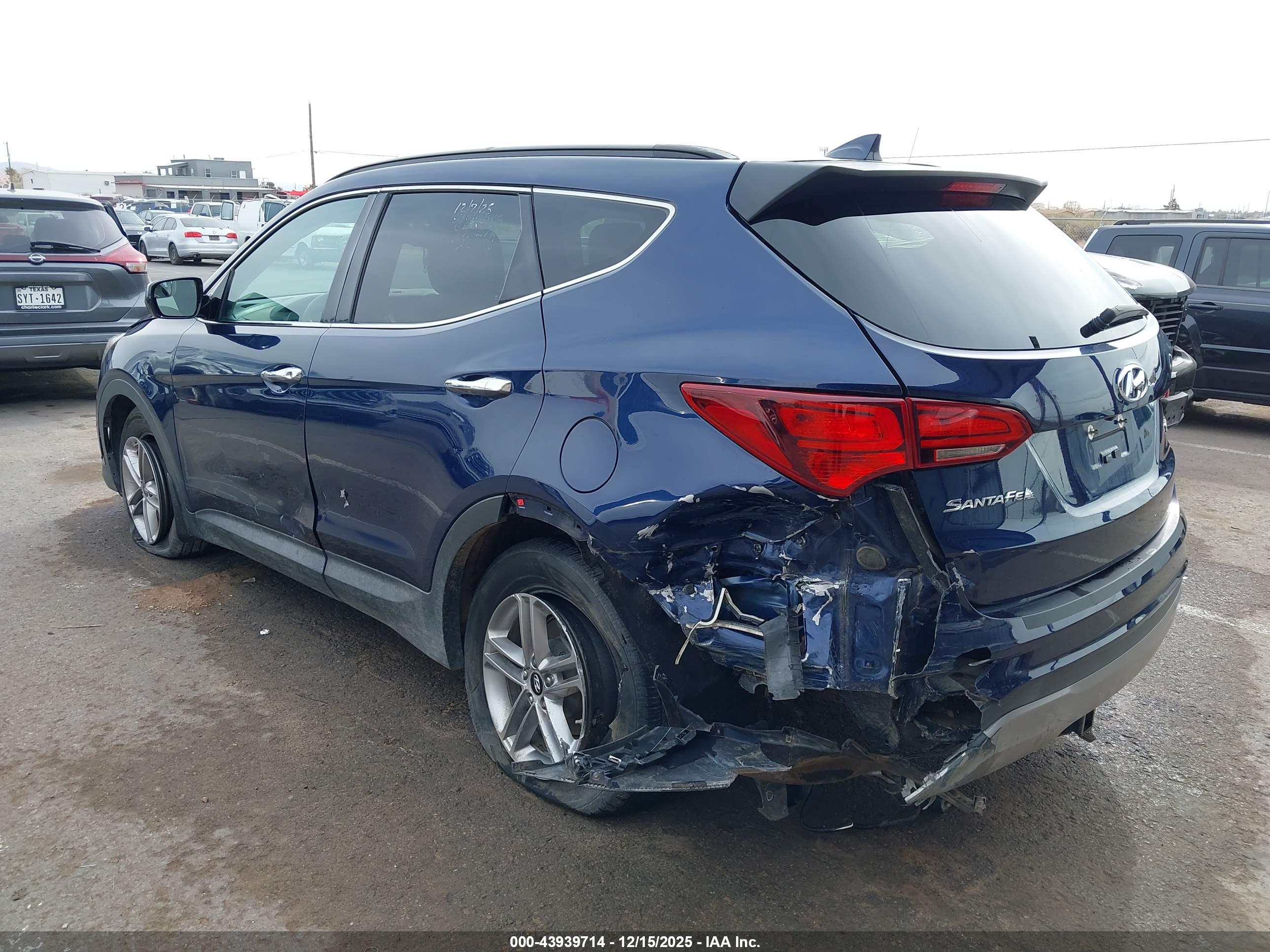 HYUNDAI SANTA image 3