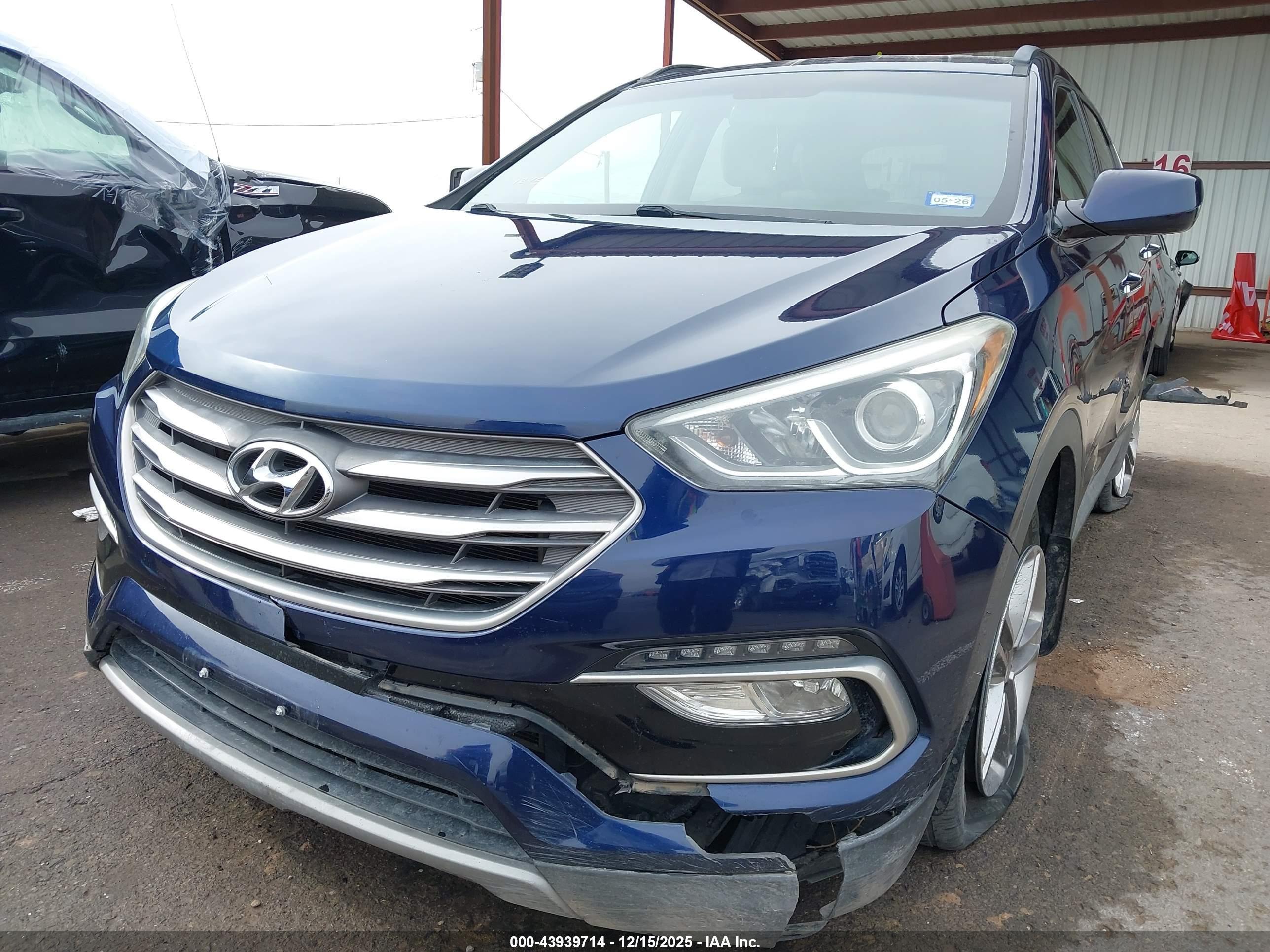 HYUNDAI SANTA image 6