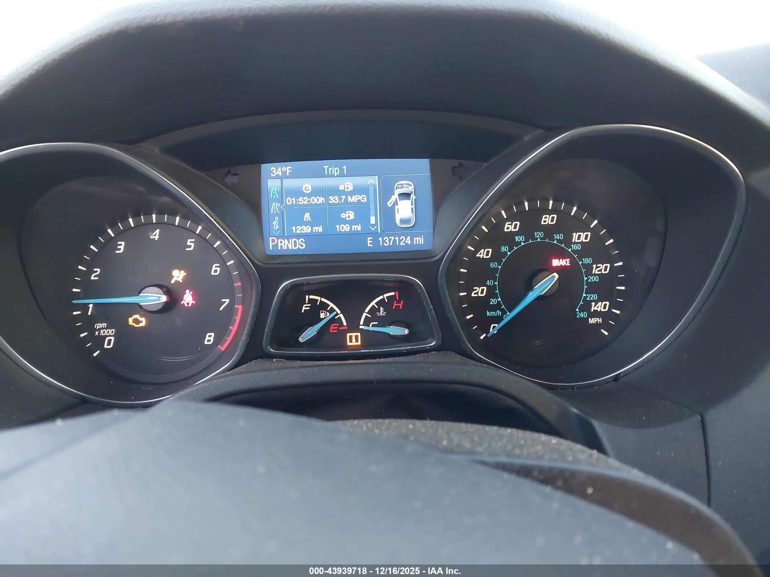 FORD FOCUS image 7