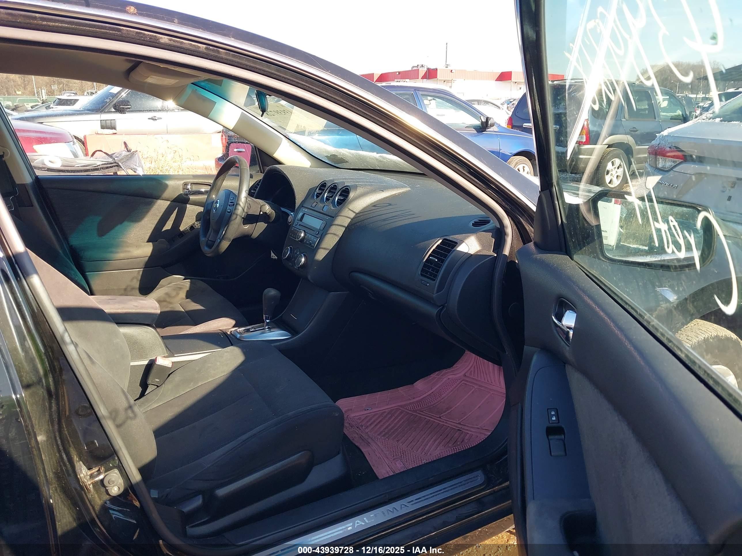 NISSAN ALTIMA image 5
