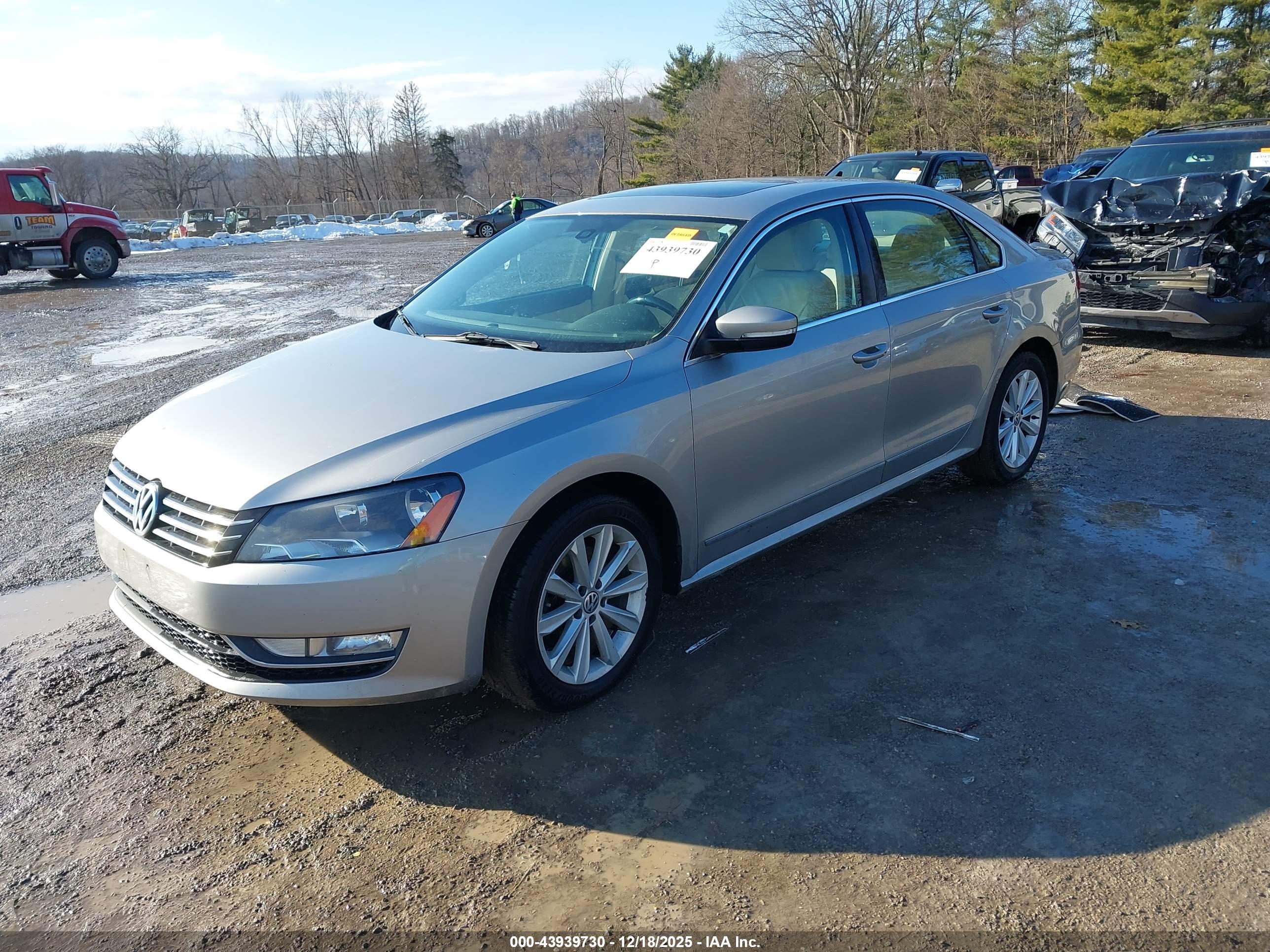 VOLKSWAGEN PASSAT image 2