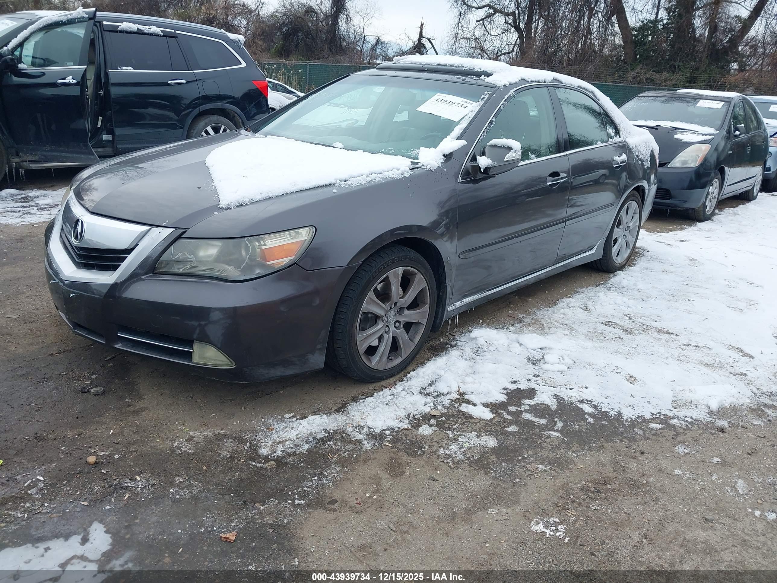ACURA RL image 2