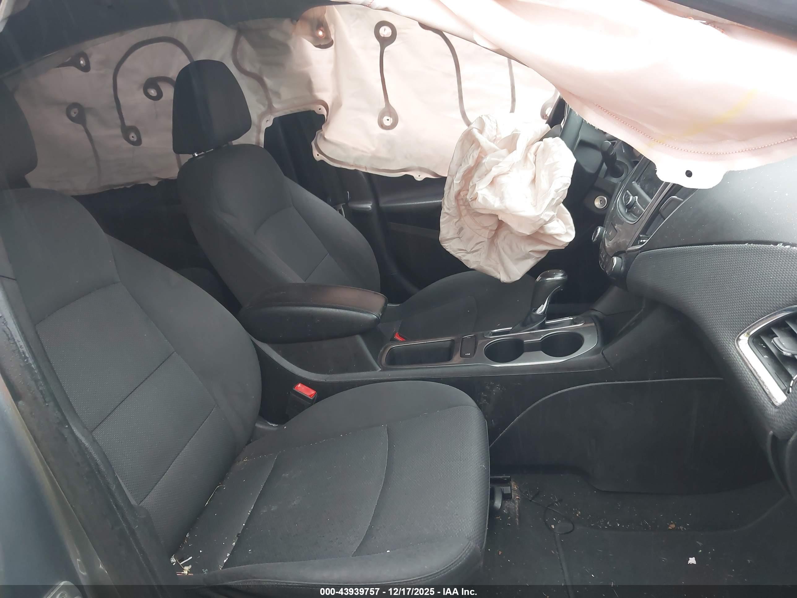 CHEVROLET CRUZE image 5