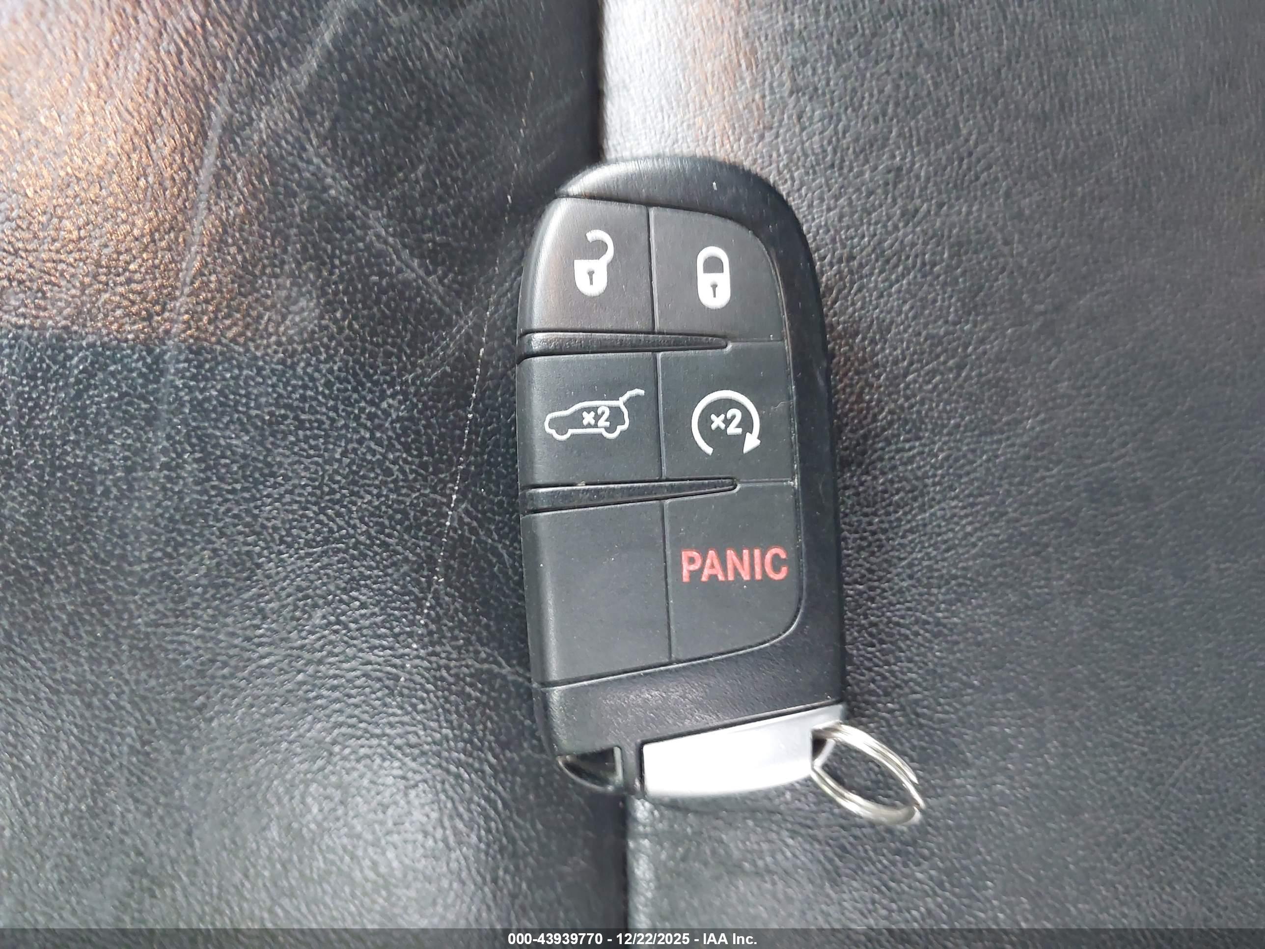 JEEP GRAND image 11