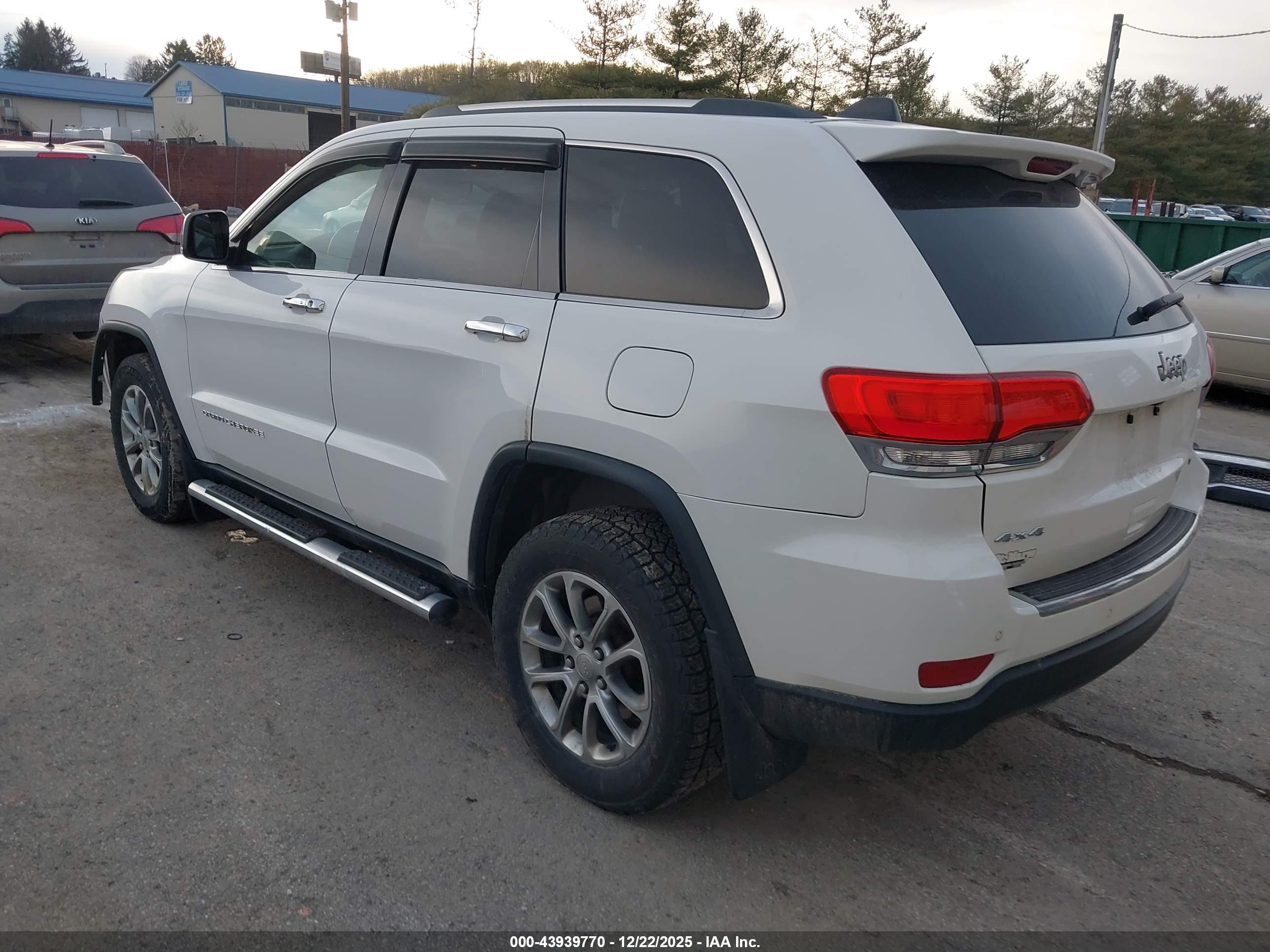 JEEP GRAND image 3